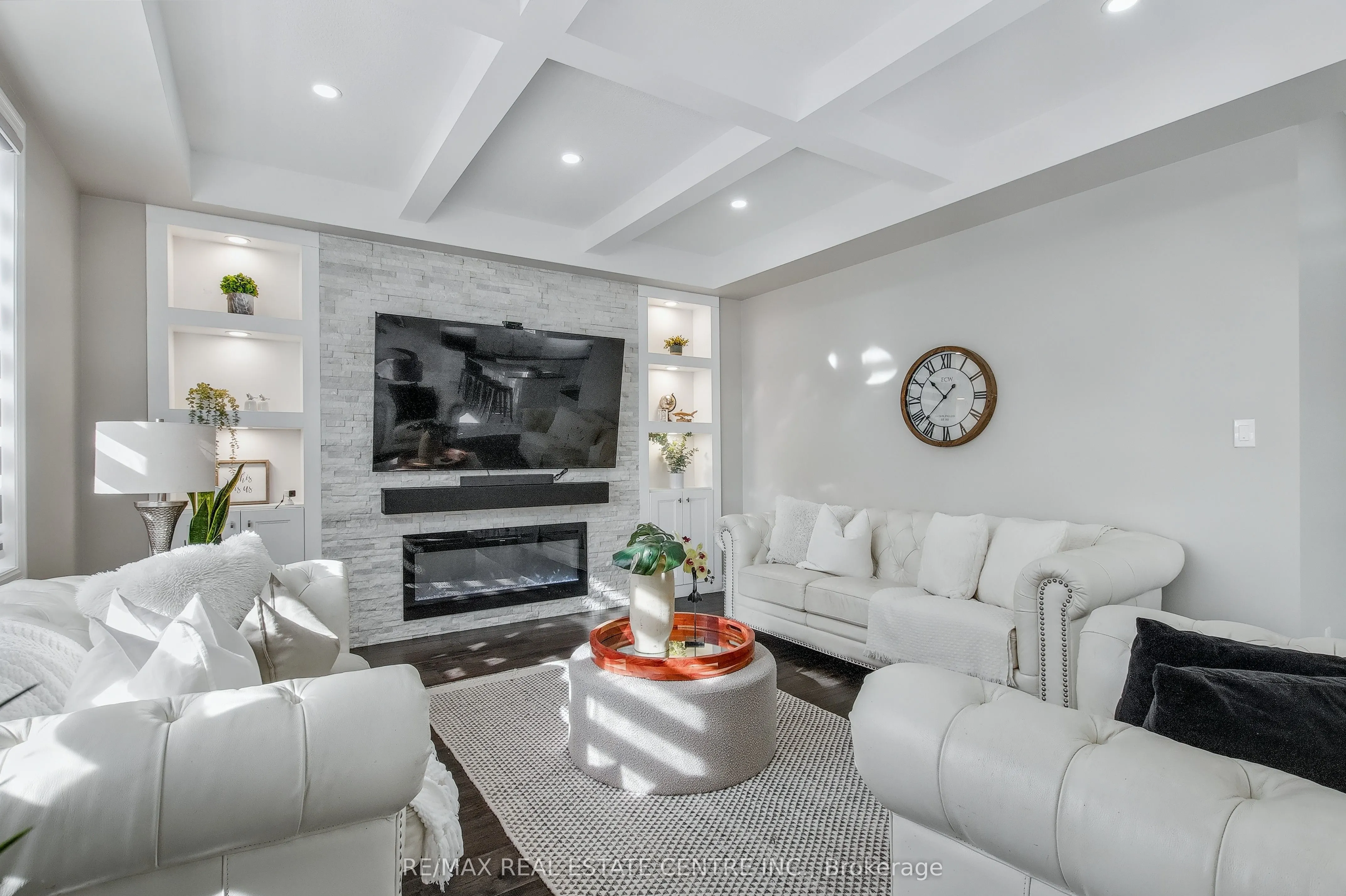 162 Mountain Holly Court