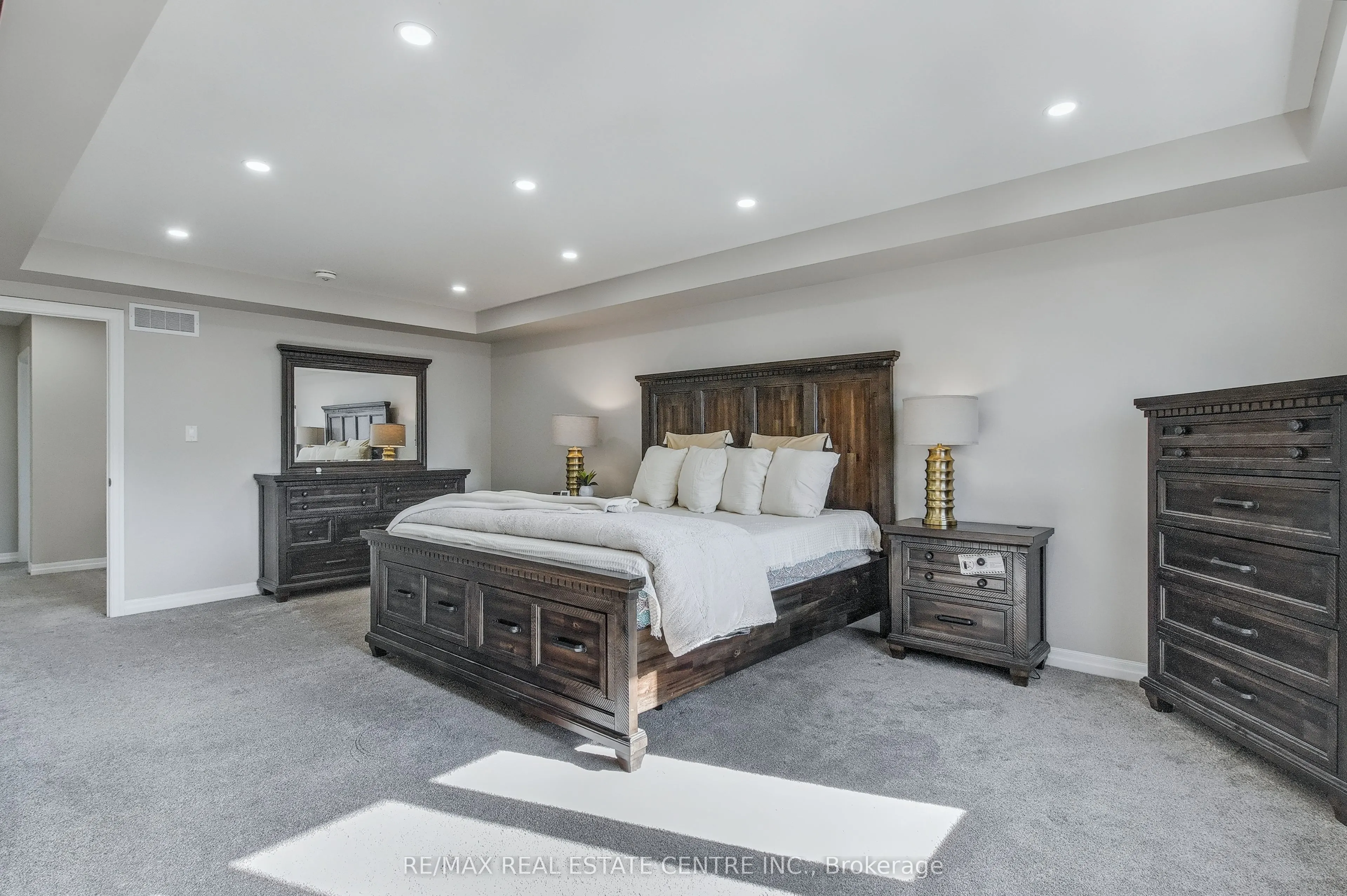 162 Mountain Holly Court