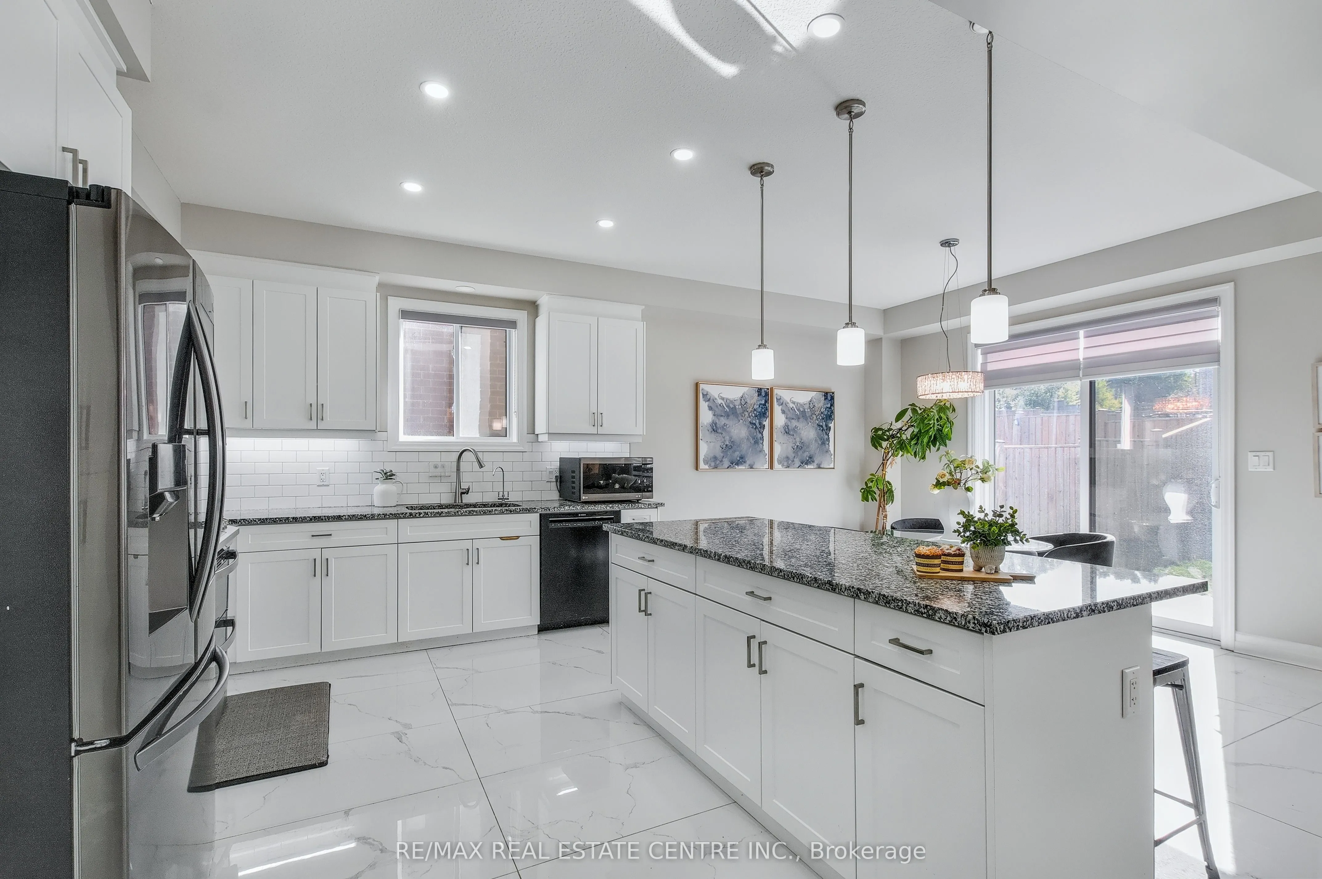 162 Mountain Holly Court