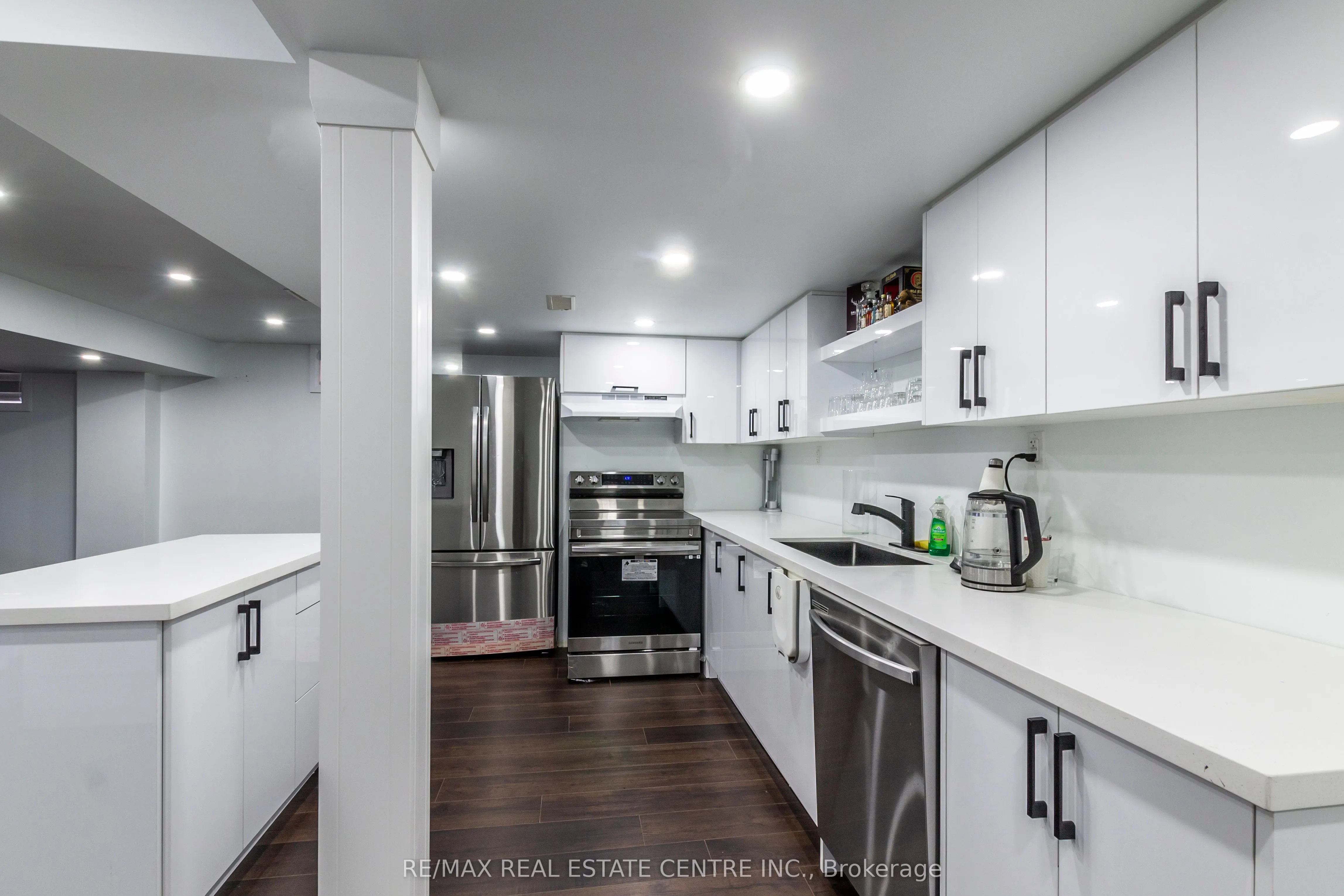 162 Mountain Holly Court