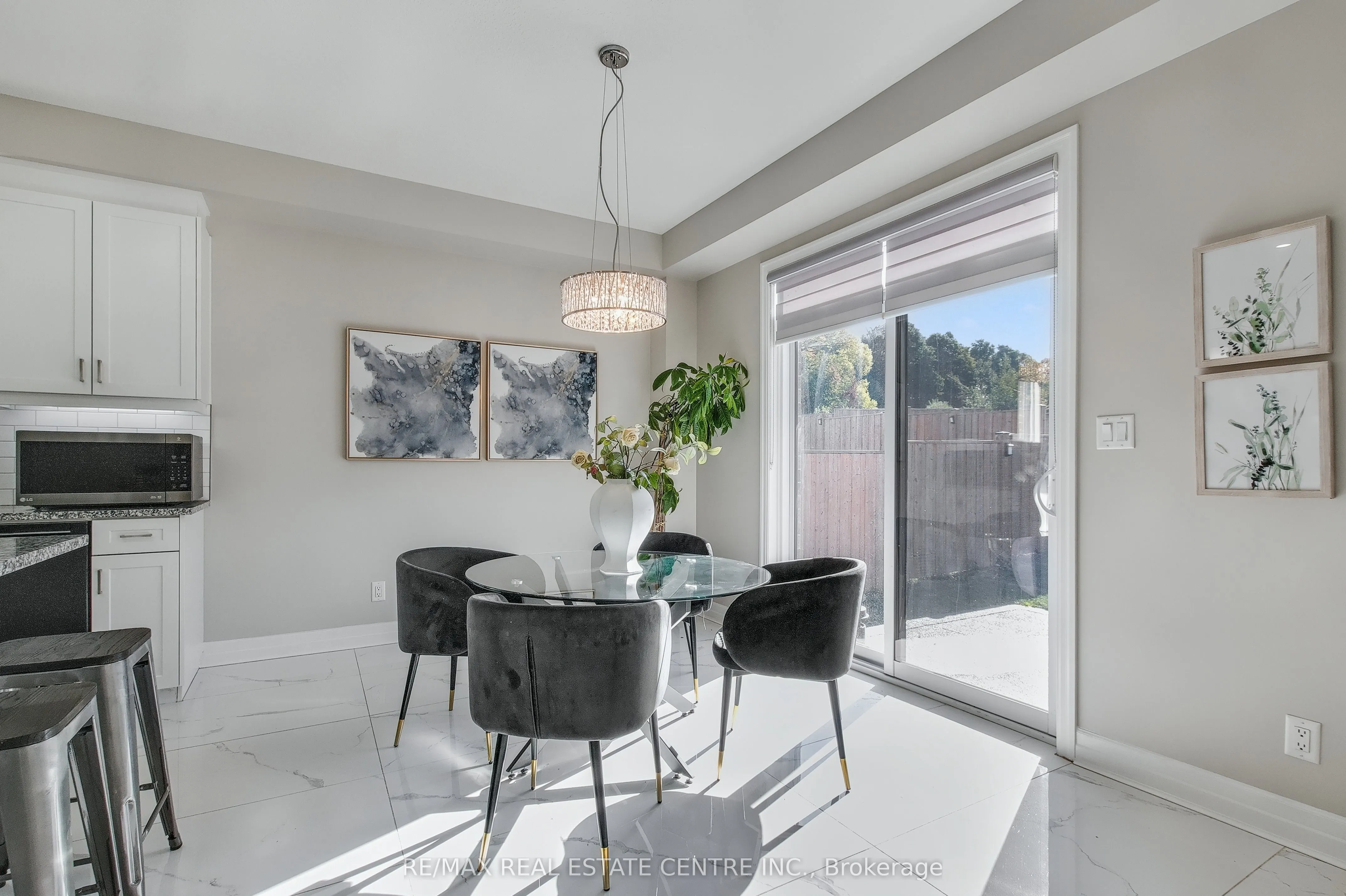 162 Mountain Holly Court