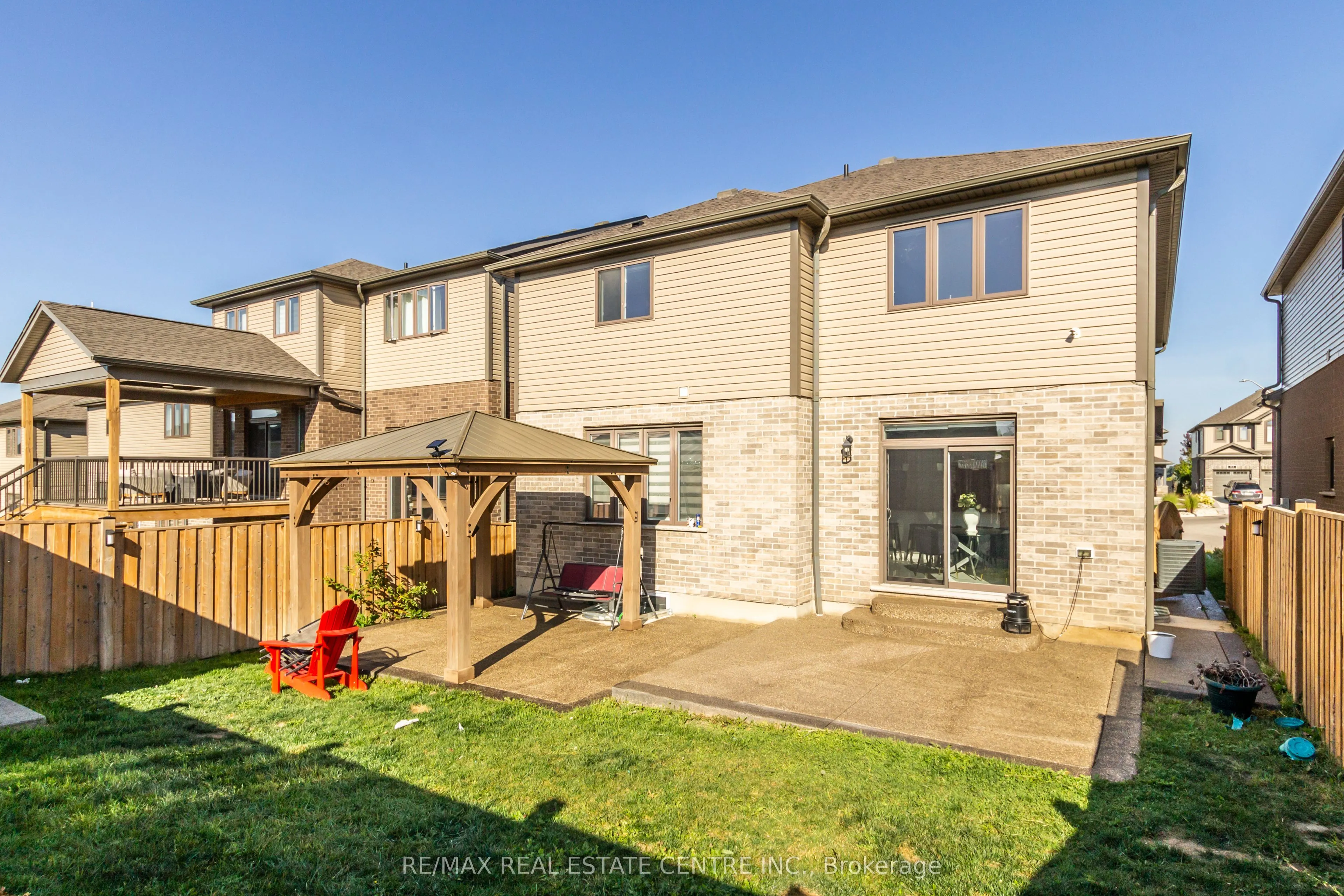162 Mountain Holly Court