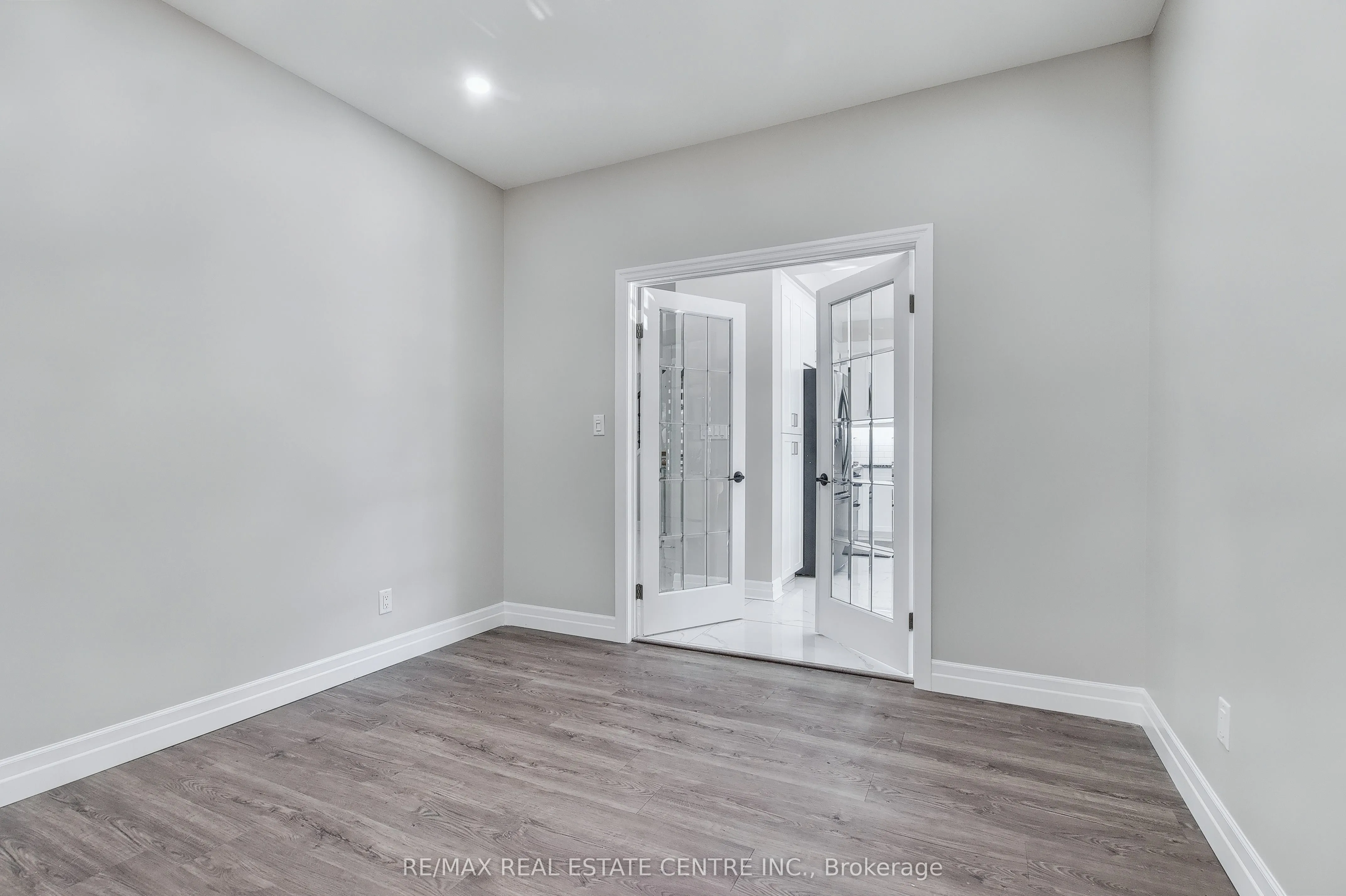 162 Mountain Holly Court