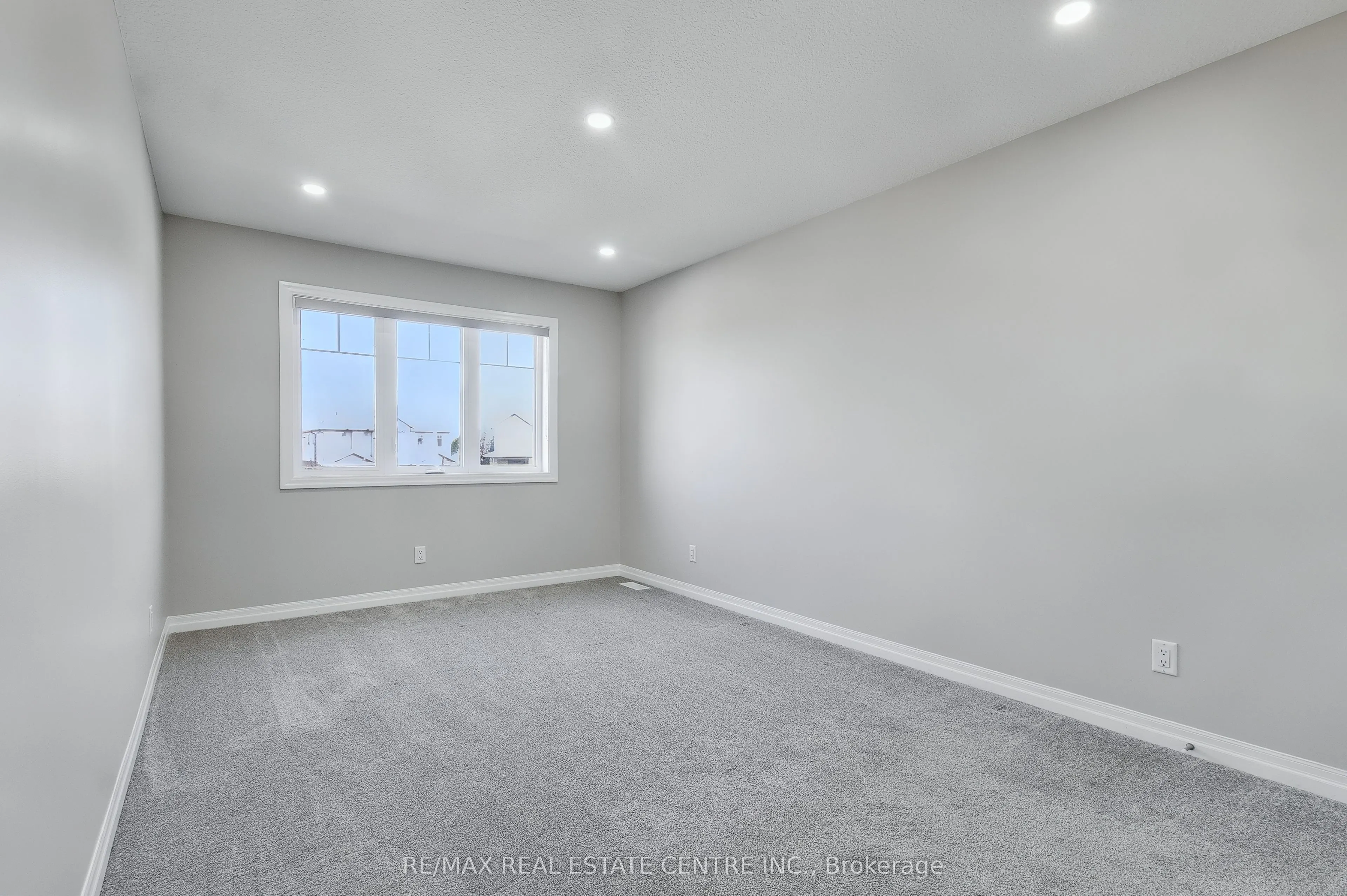162 Mountain Holly Court