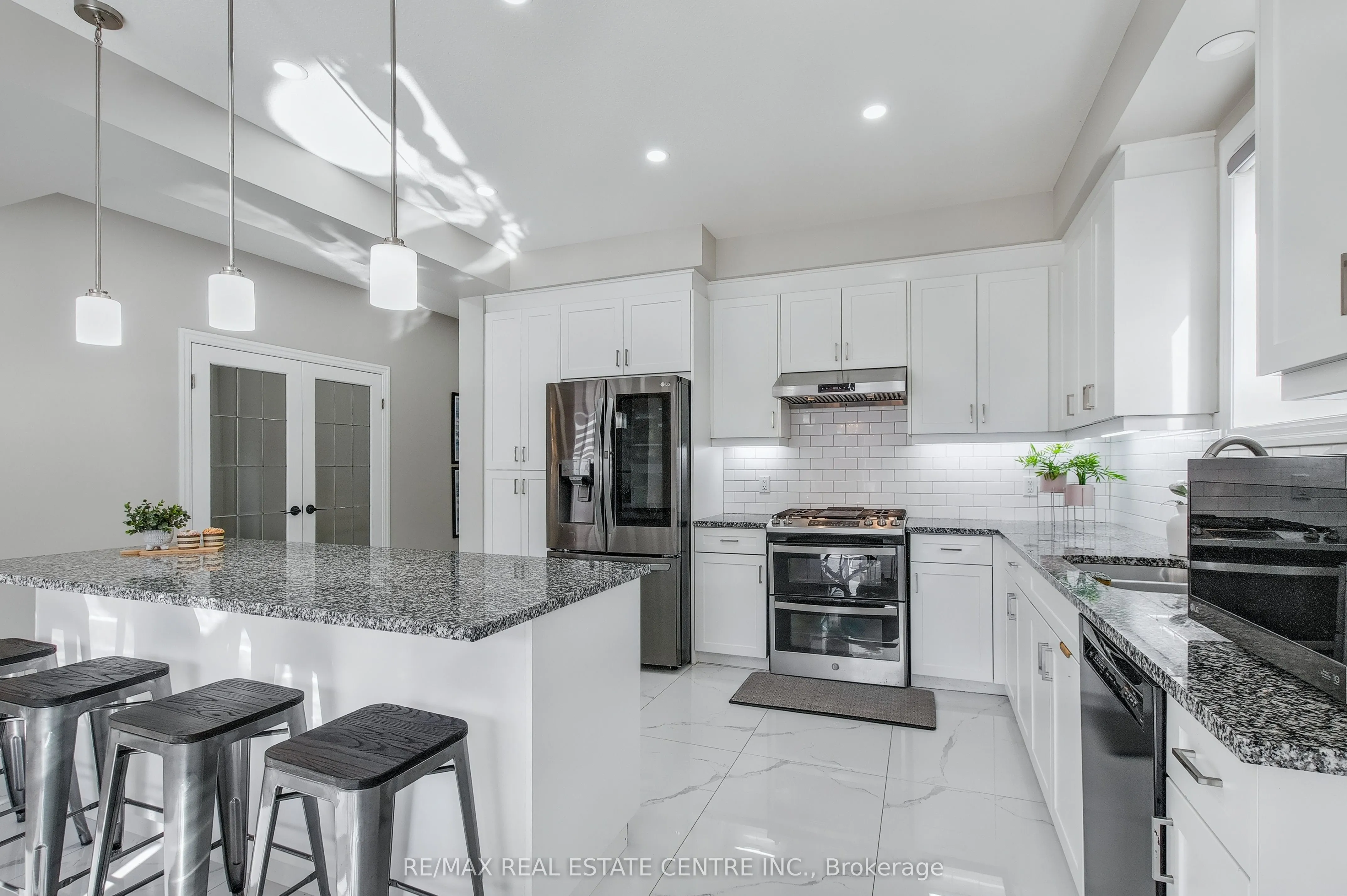 162 Mountain Holly Court