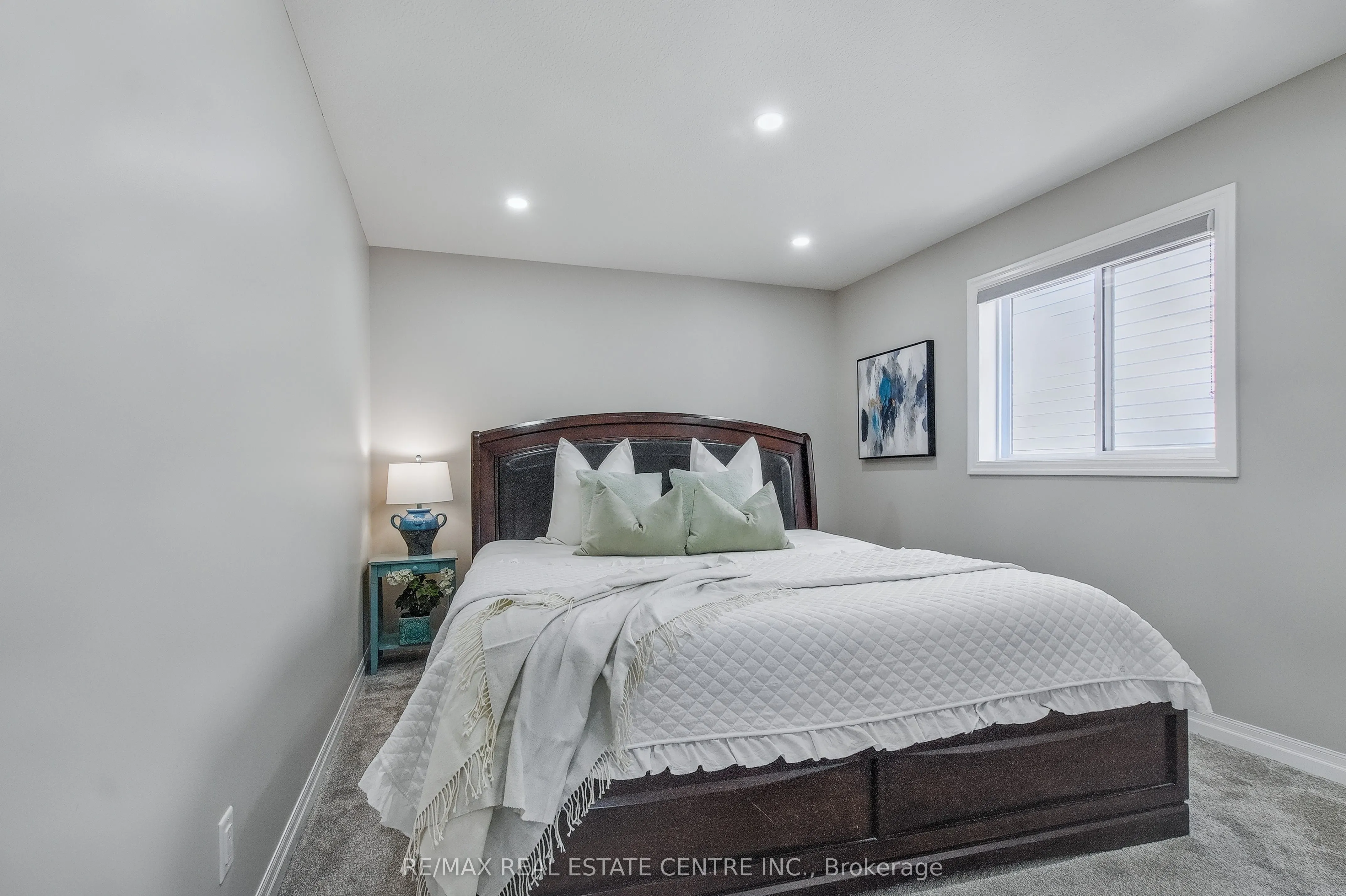 162 Mountain Holly Court