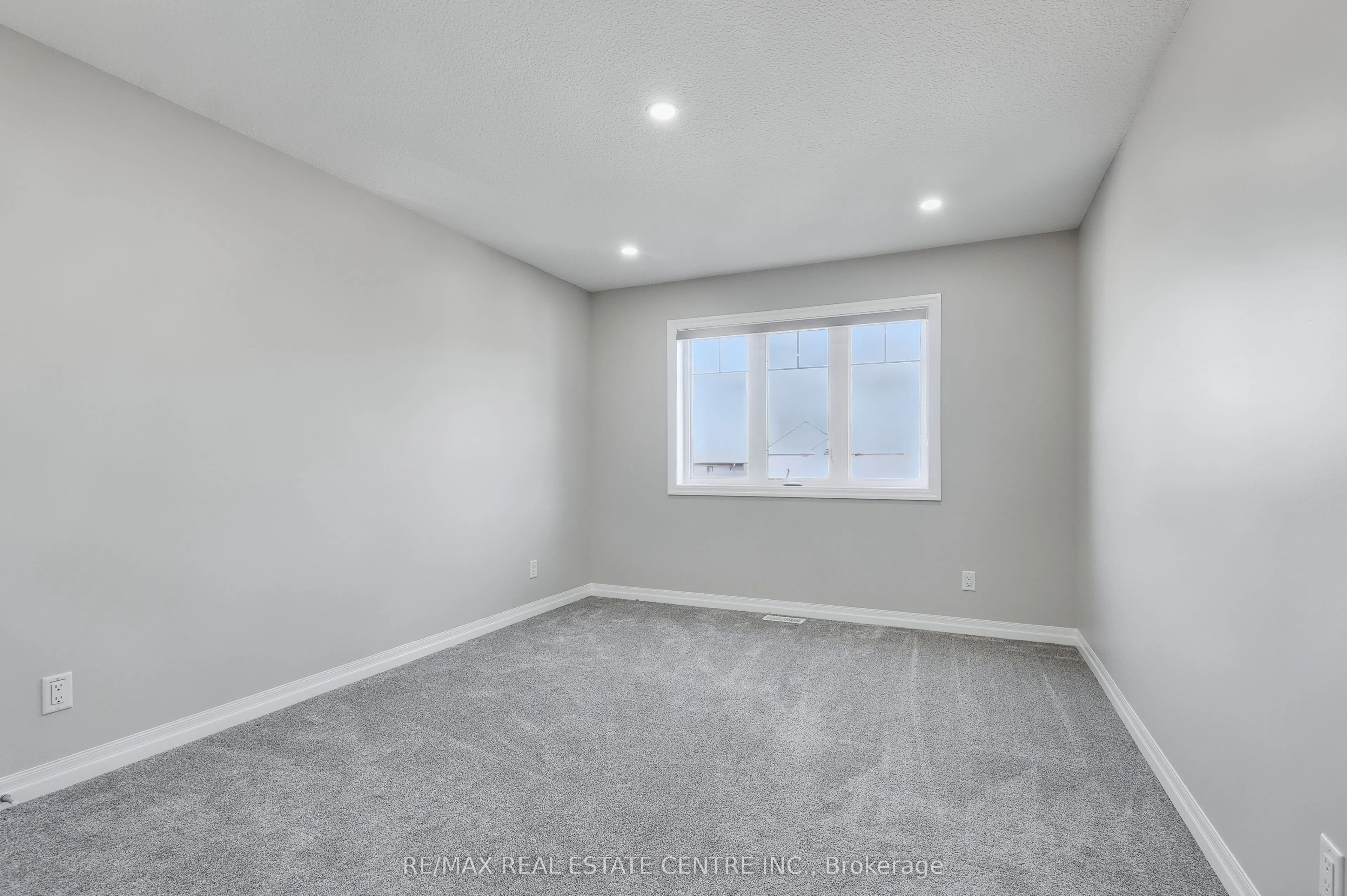 162 Mountain Holly Court