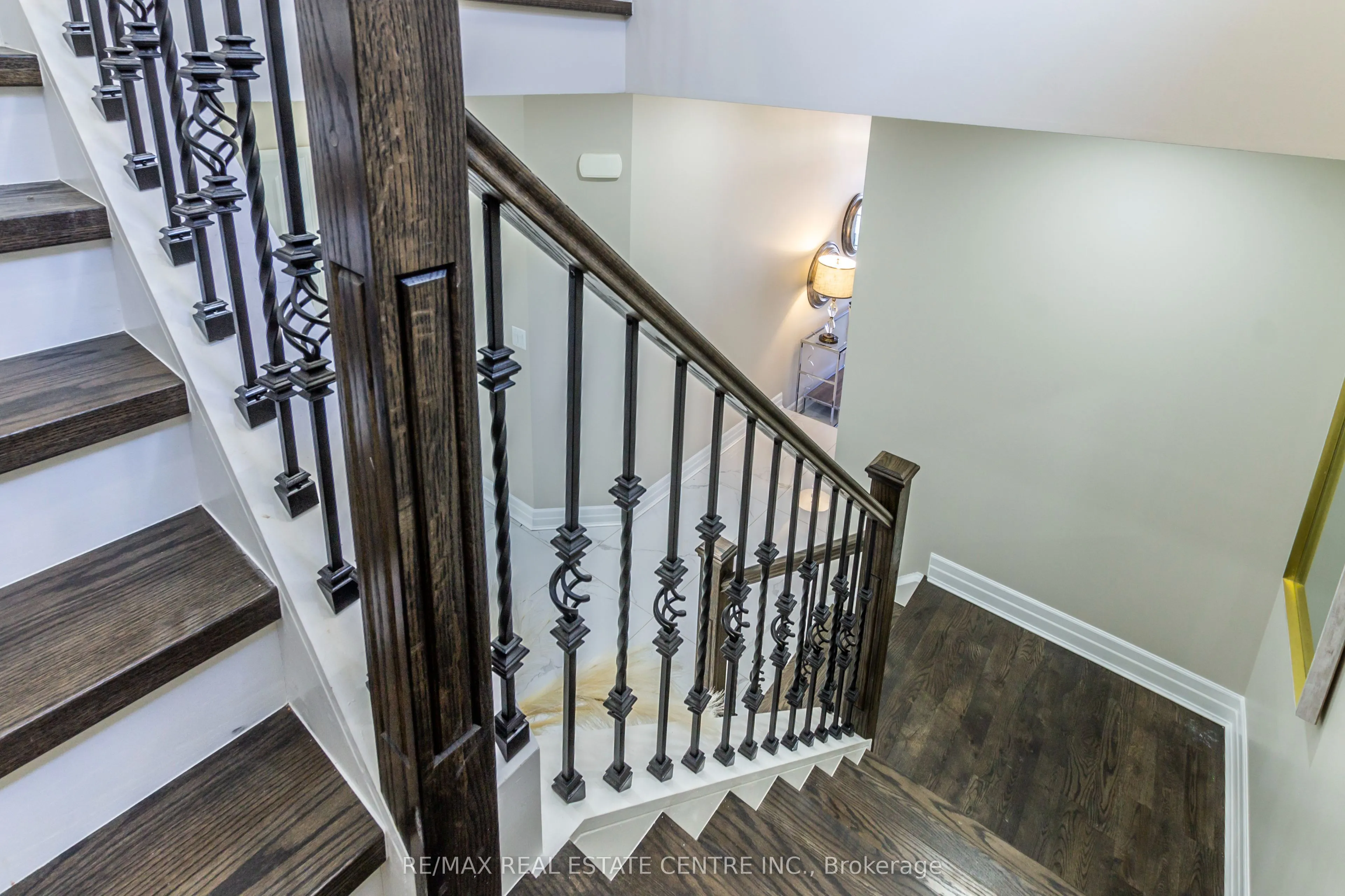 162 Mountain Holly Court