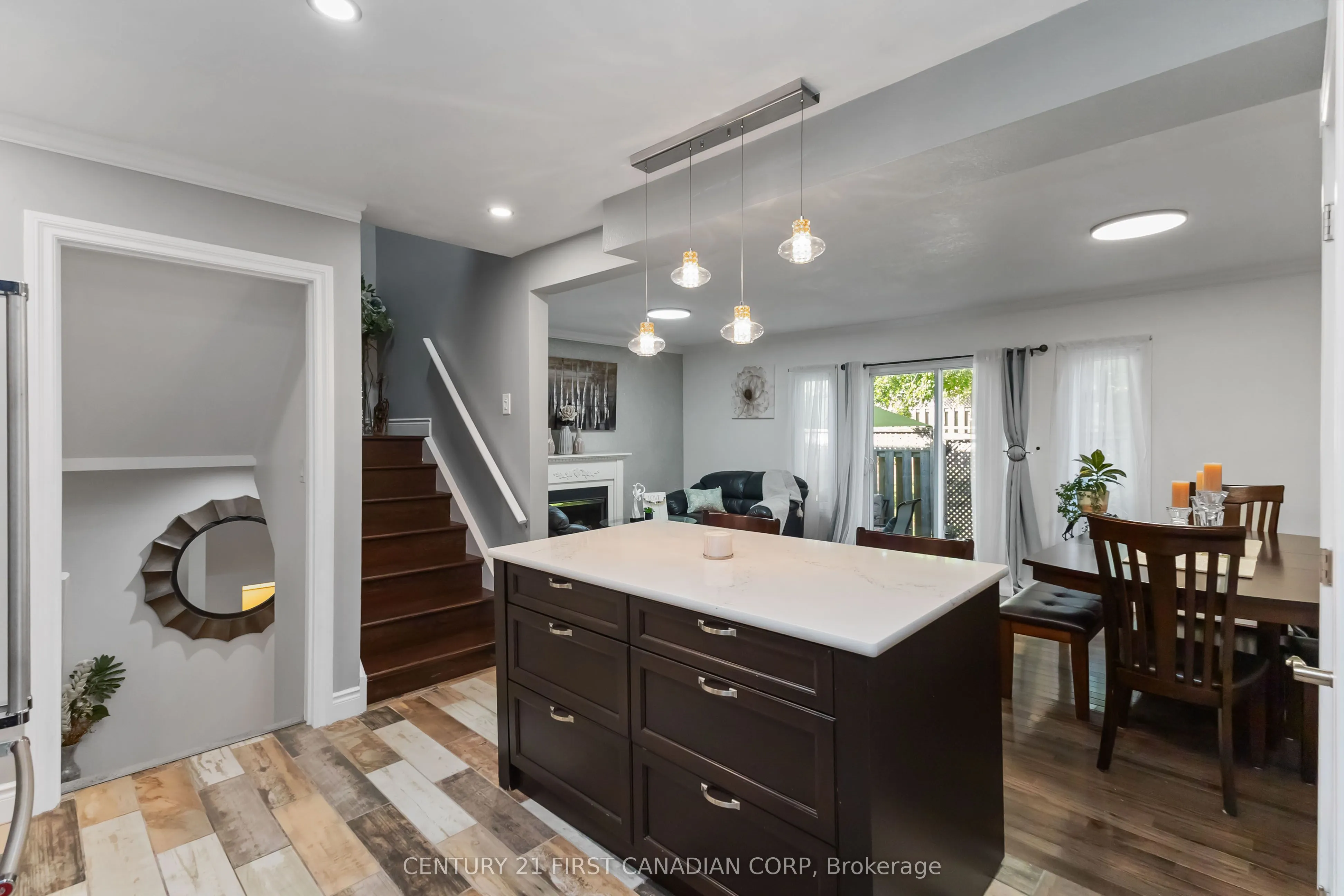 131 Bonaventure Drive, #7