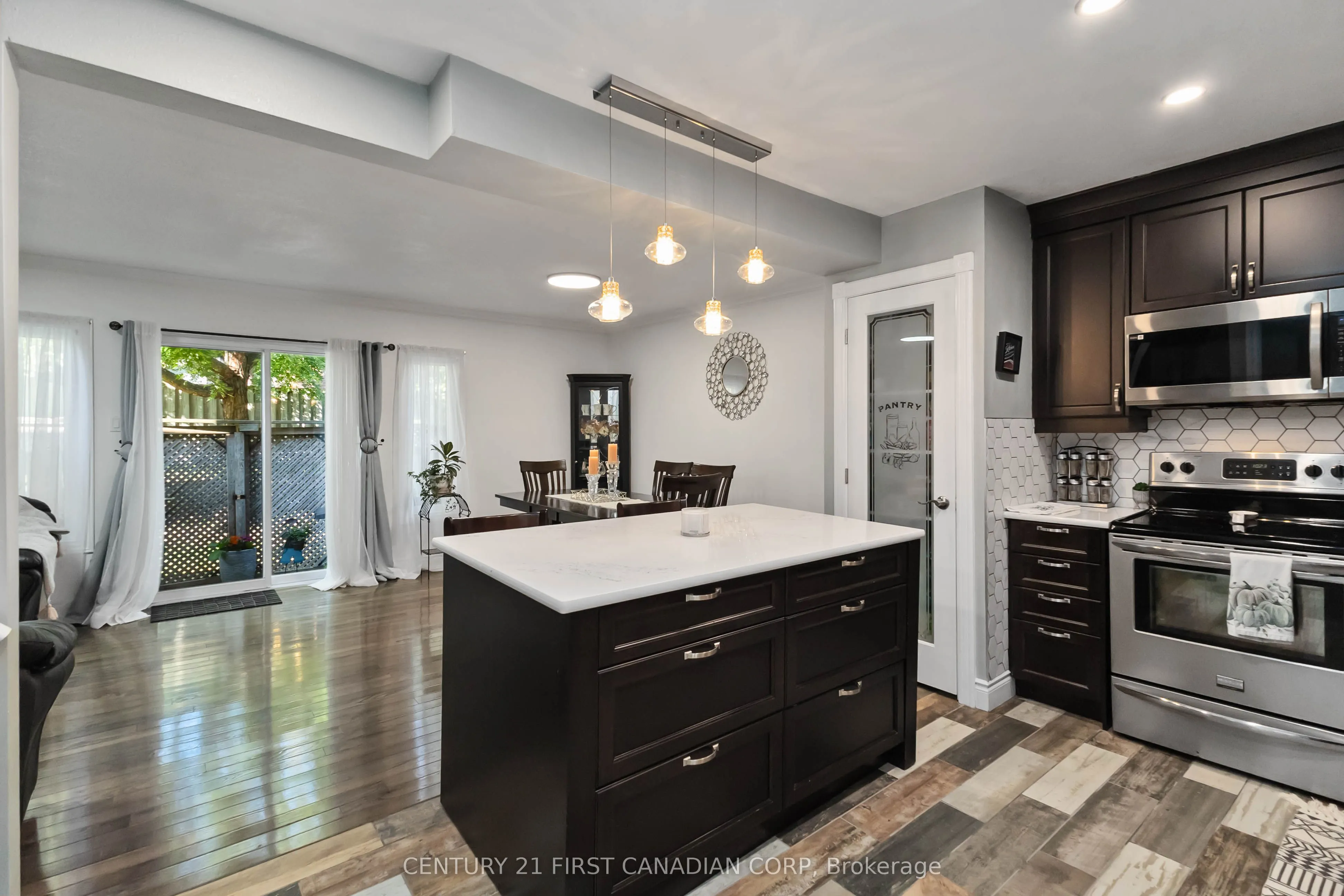 131 Bonaventure Drive, #7