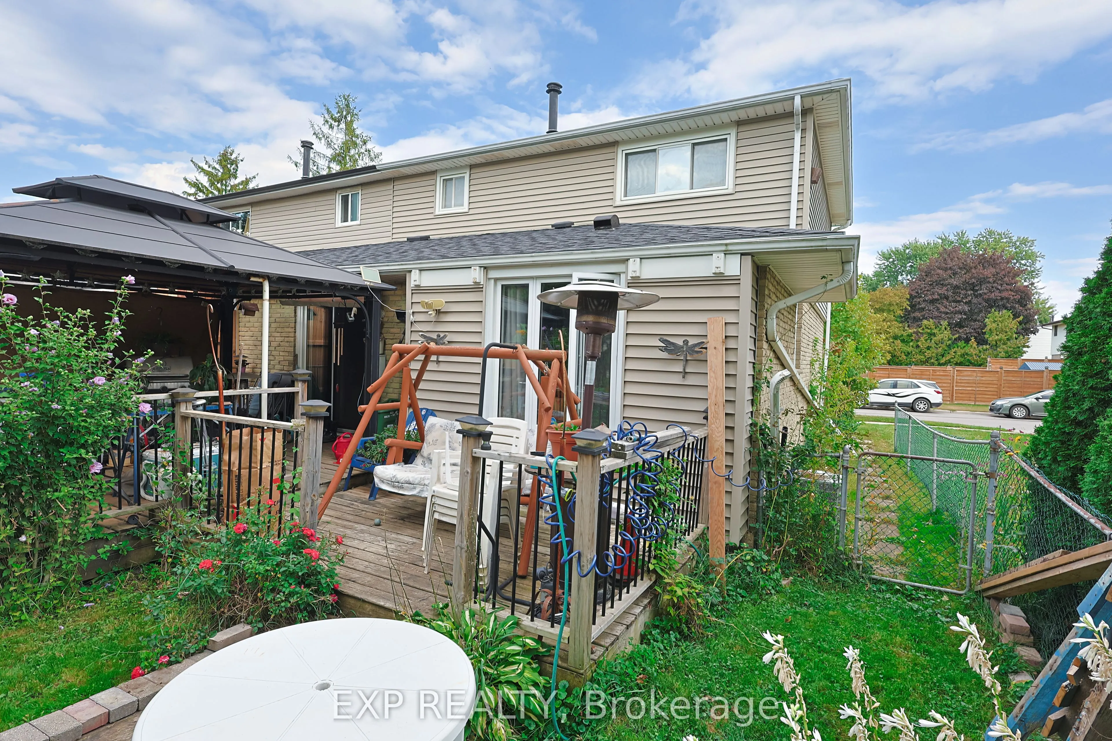 164 Augusta Crescent