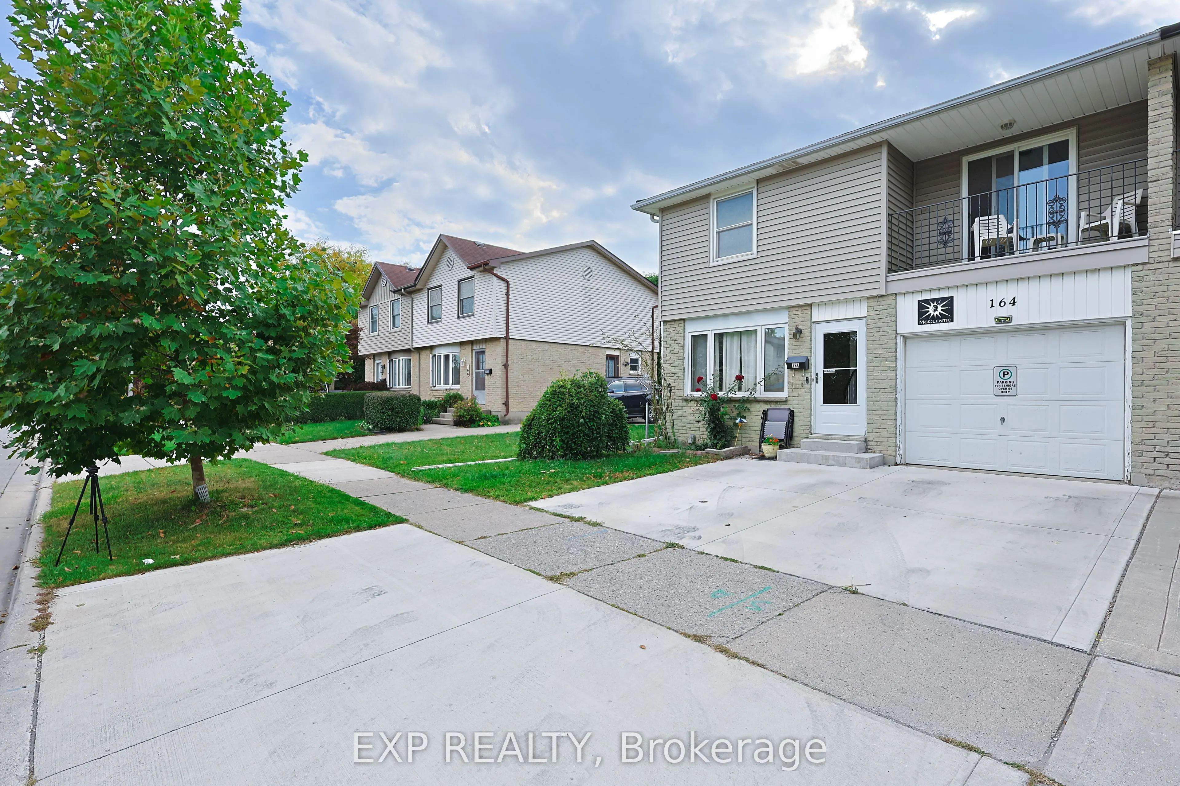 164 Augusta Crescent
