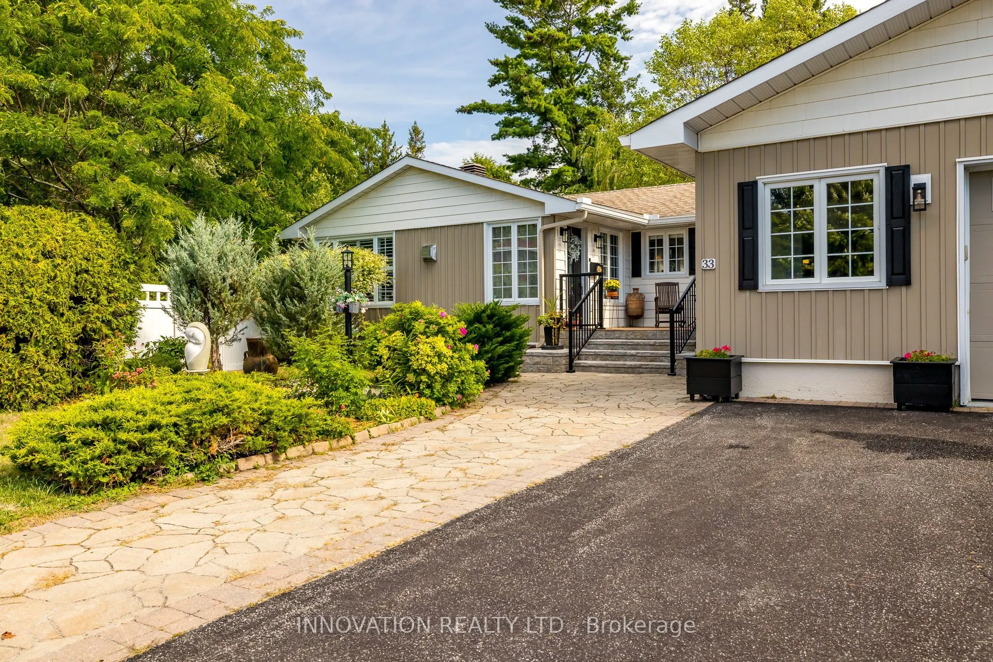 33 Arnold Drive