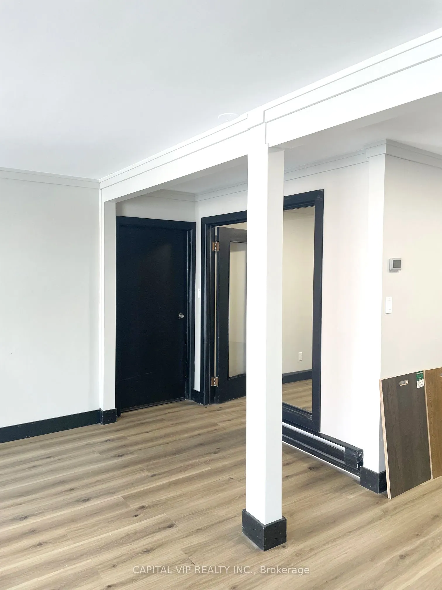 5350 Canotek Road, #22