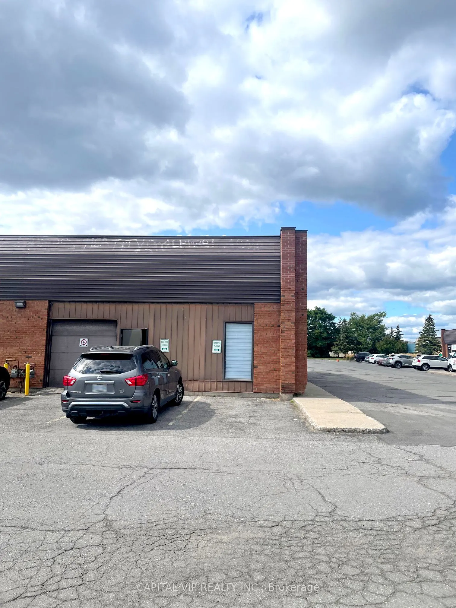 5350 Canotek Road, #22