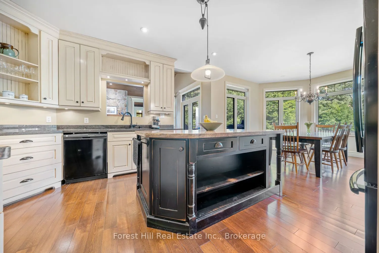 37 Parkway Avenue