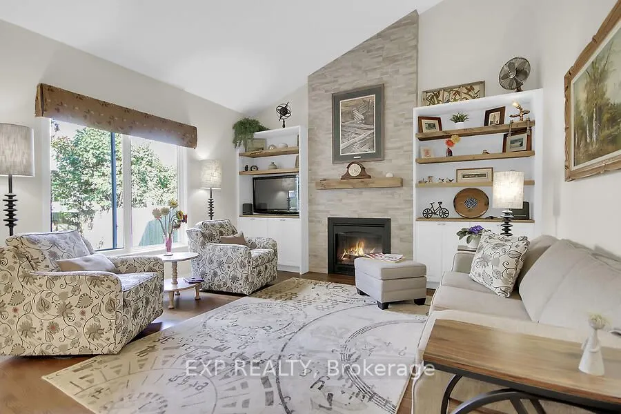 48 Deighton Crescent