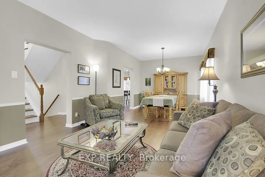 48 Deighton Crescent