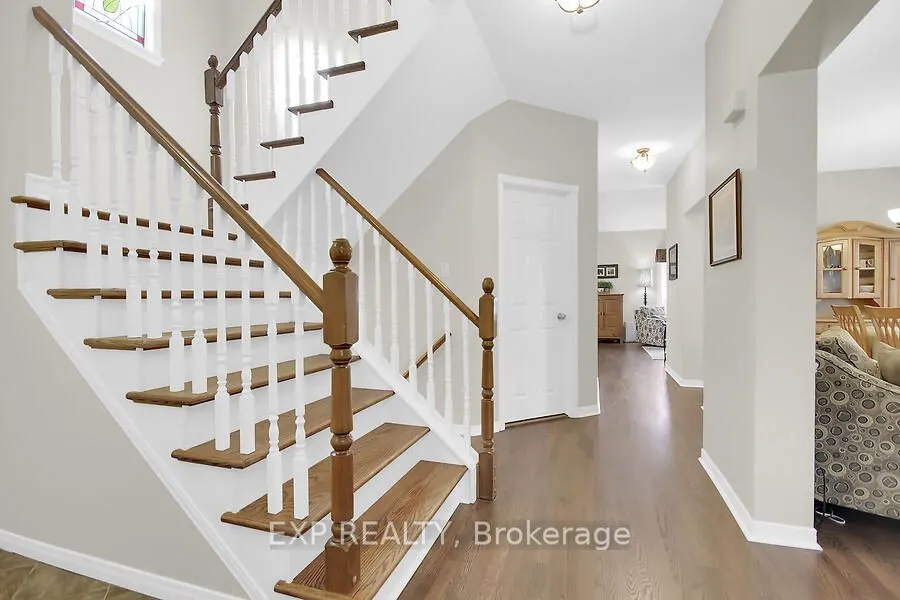 48 Deighton Crescent