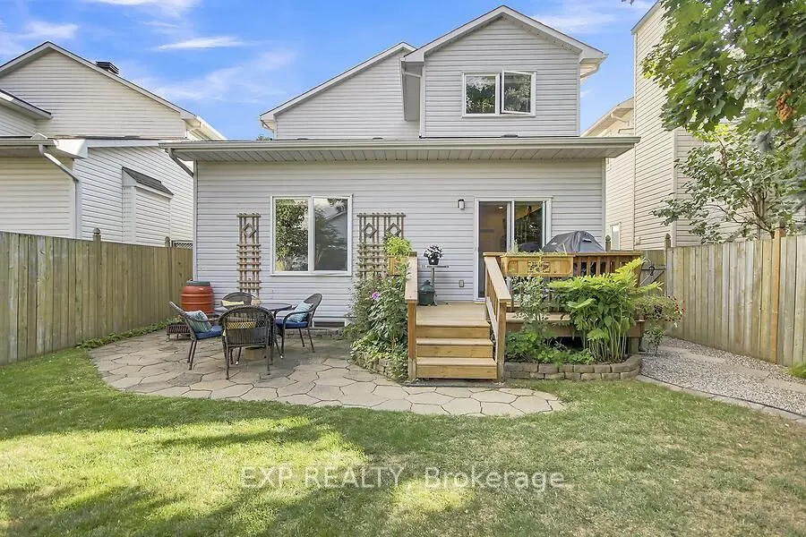 48 Deighton Crescent