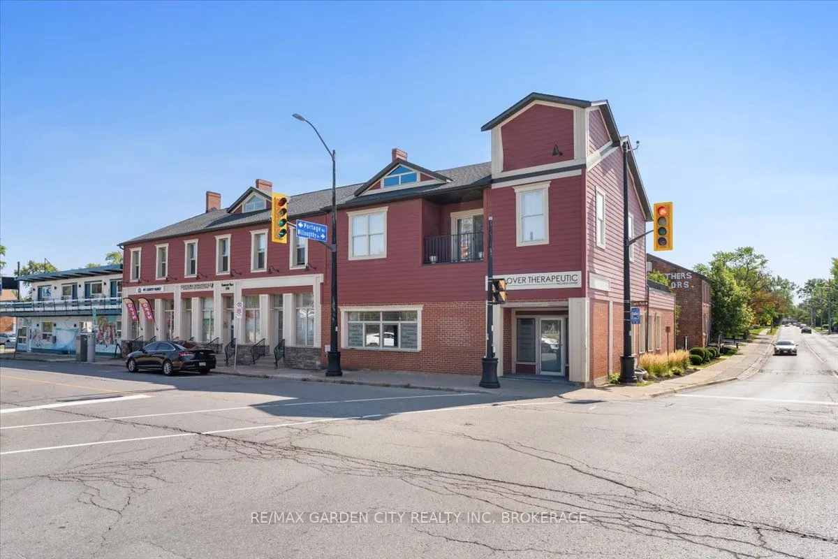 3710 MAIN Street, #201