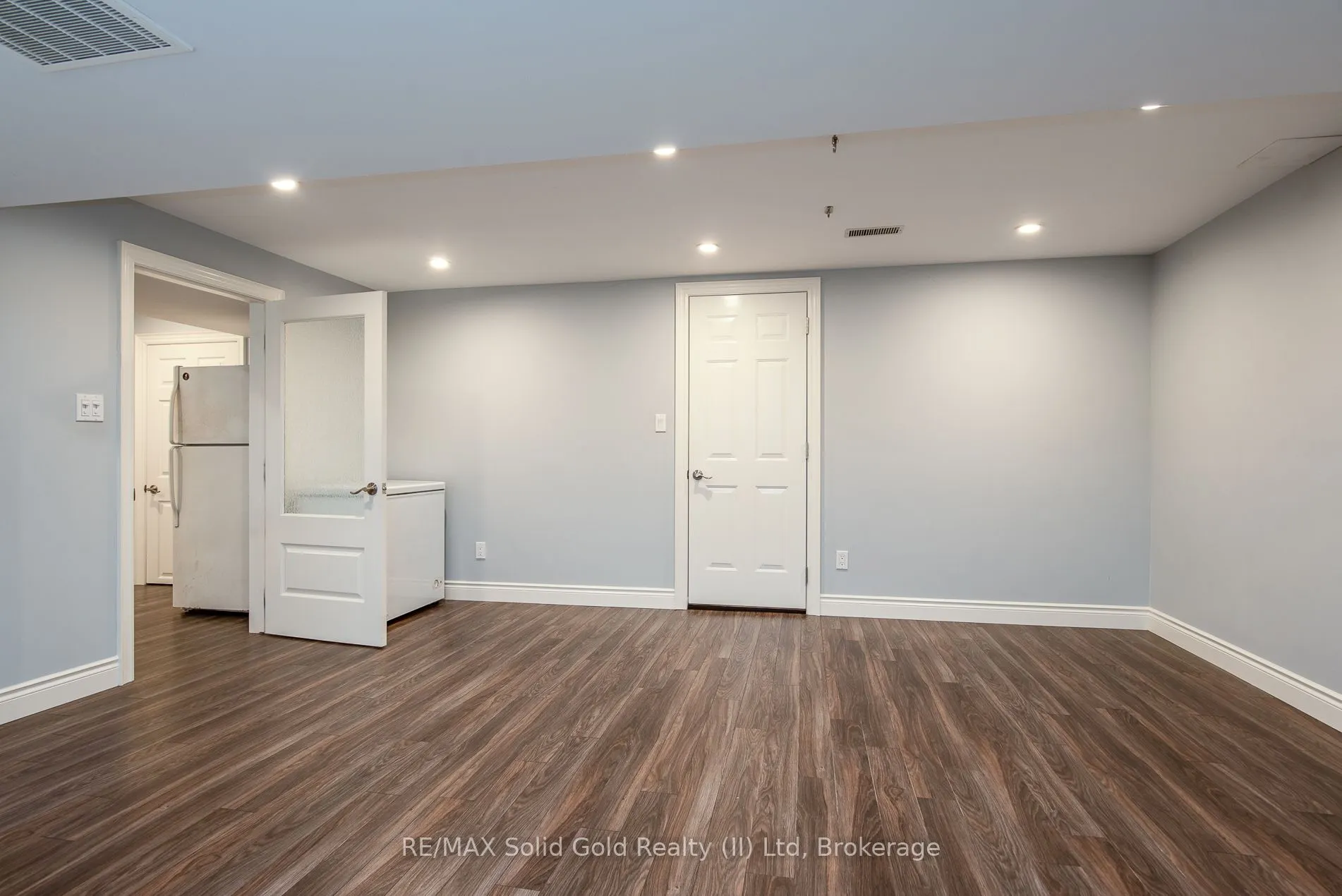 271 Newbury Drive