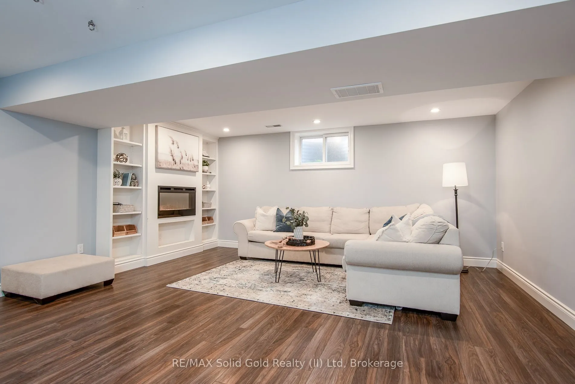 271 Newbury Drive