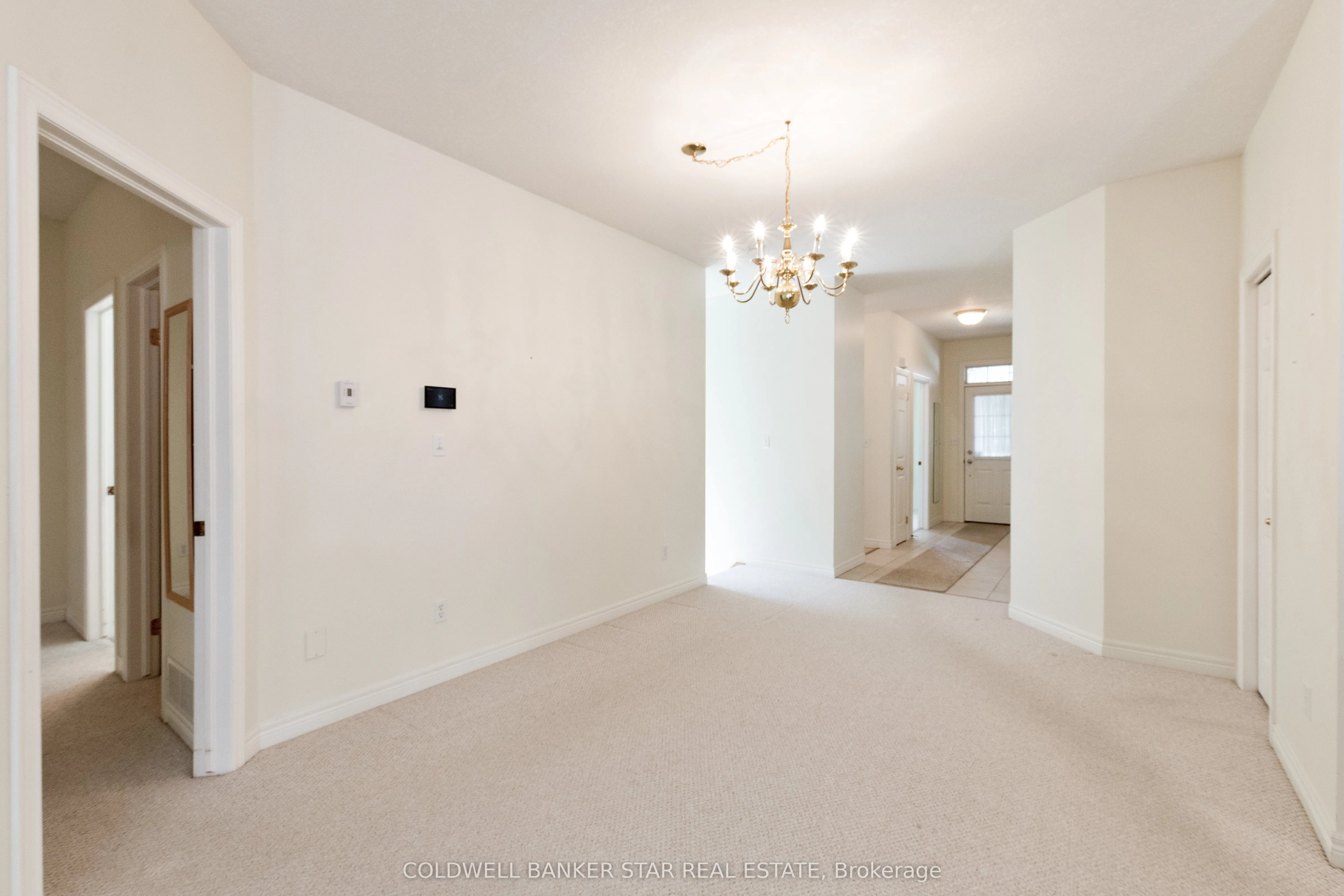 19 Augusta Crescent, #17