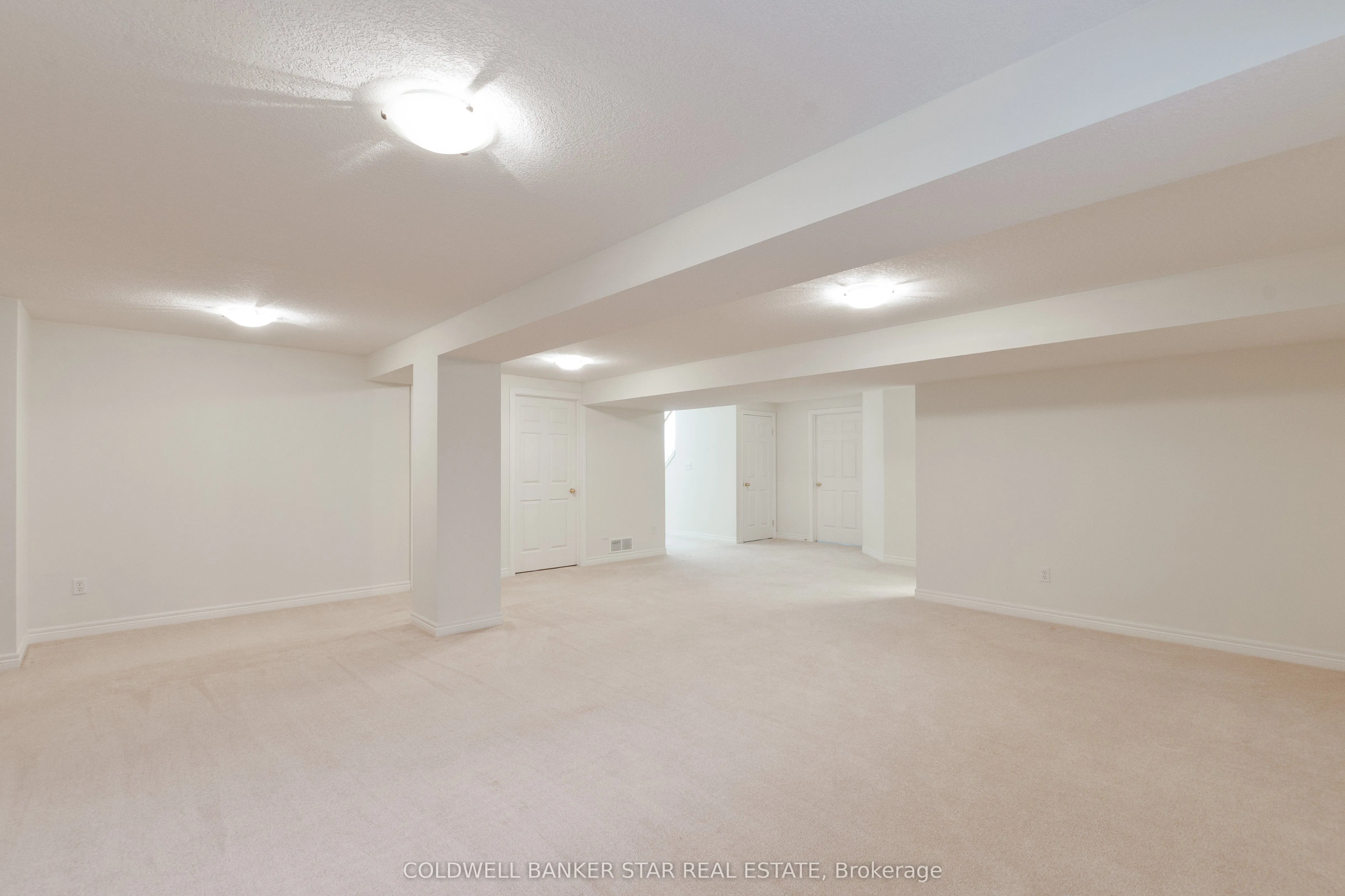 19 Augusta Crescent, #17