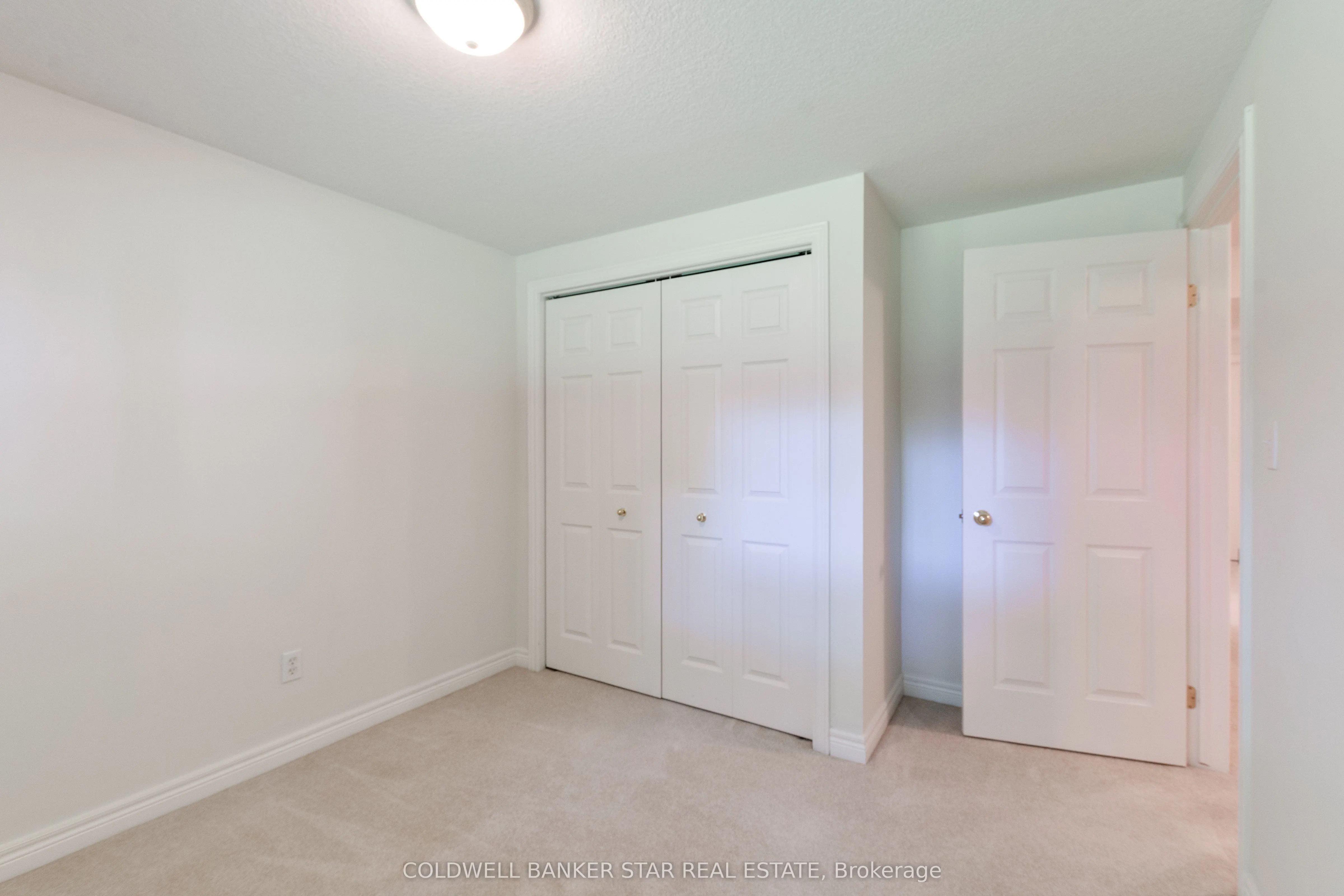 19 Augusta Crescent, #17