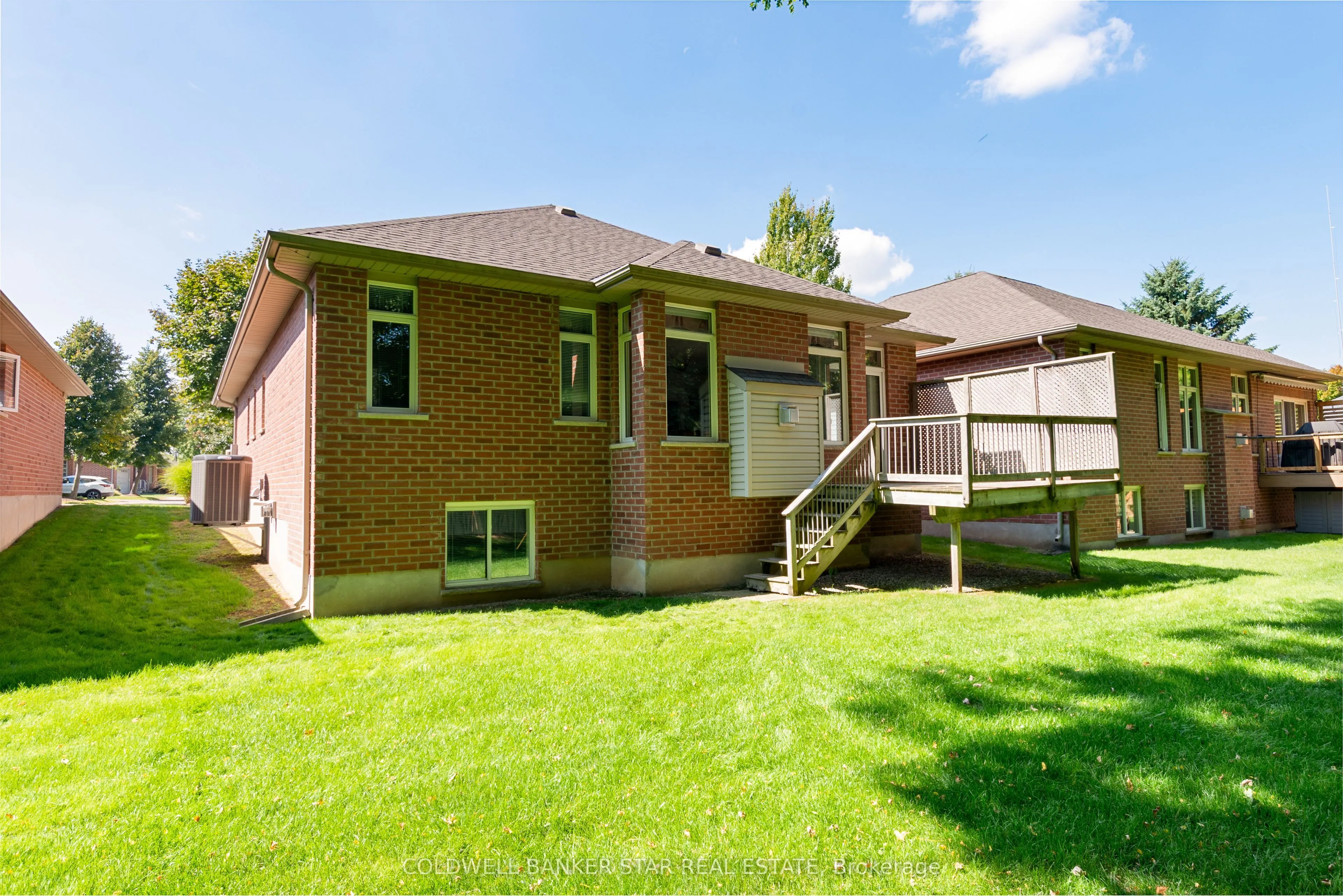 19 Augusta Crescent, #17
