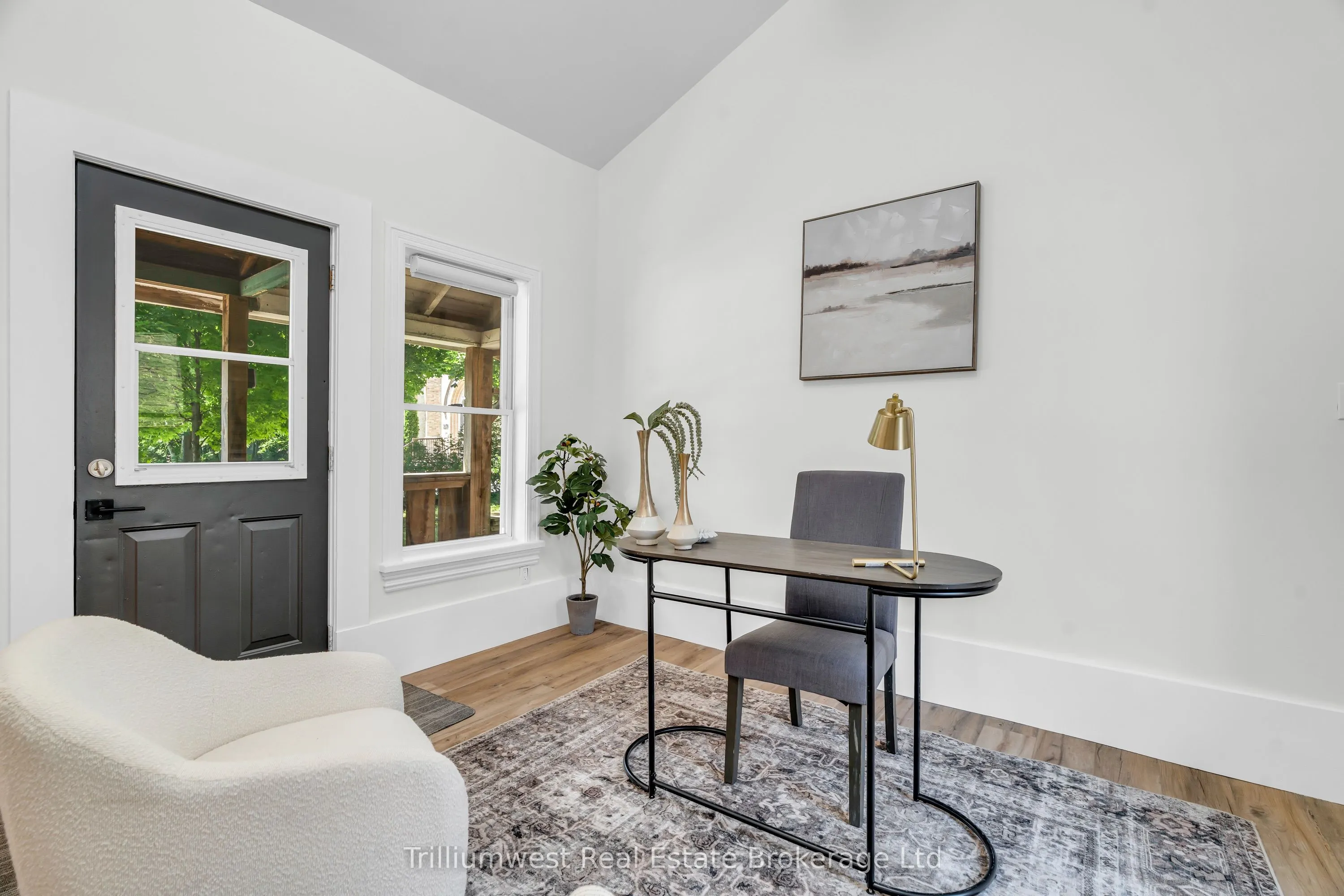 151 Frederick Street E