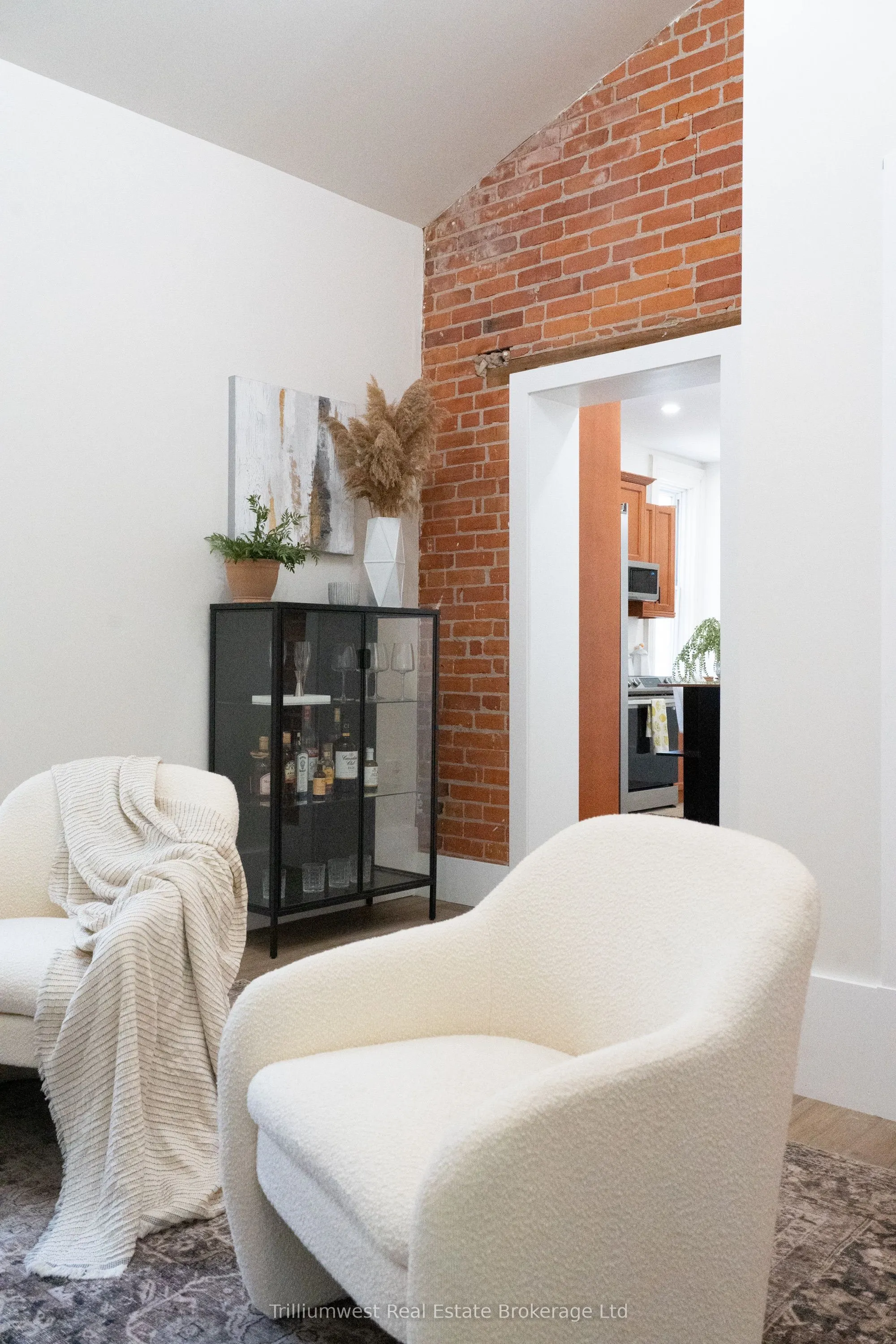 151 Frederick Street E