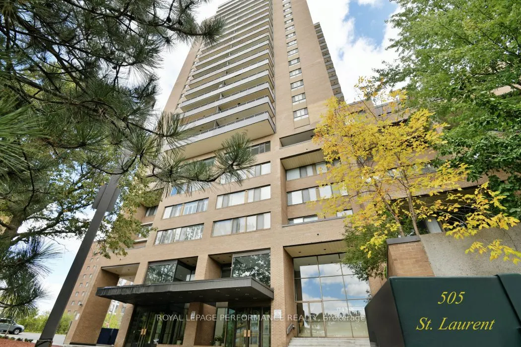 505 St Laurent Boulevard, #2302