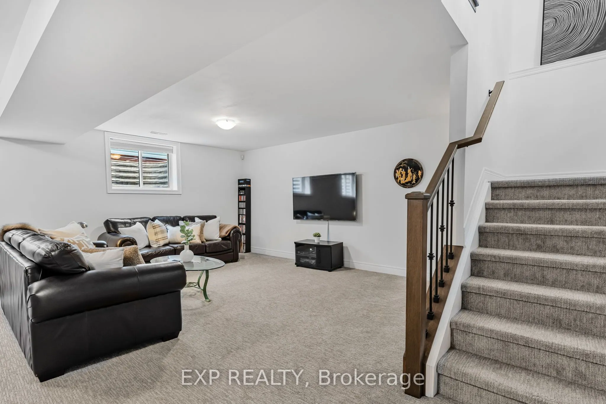 4242 Village Creek Drive