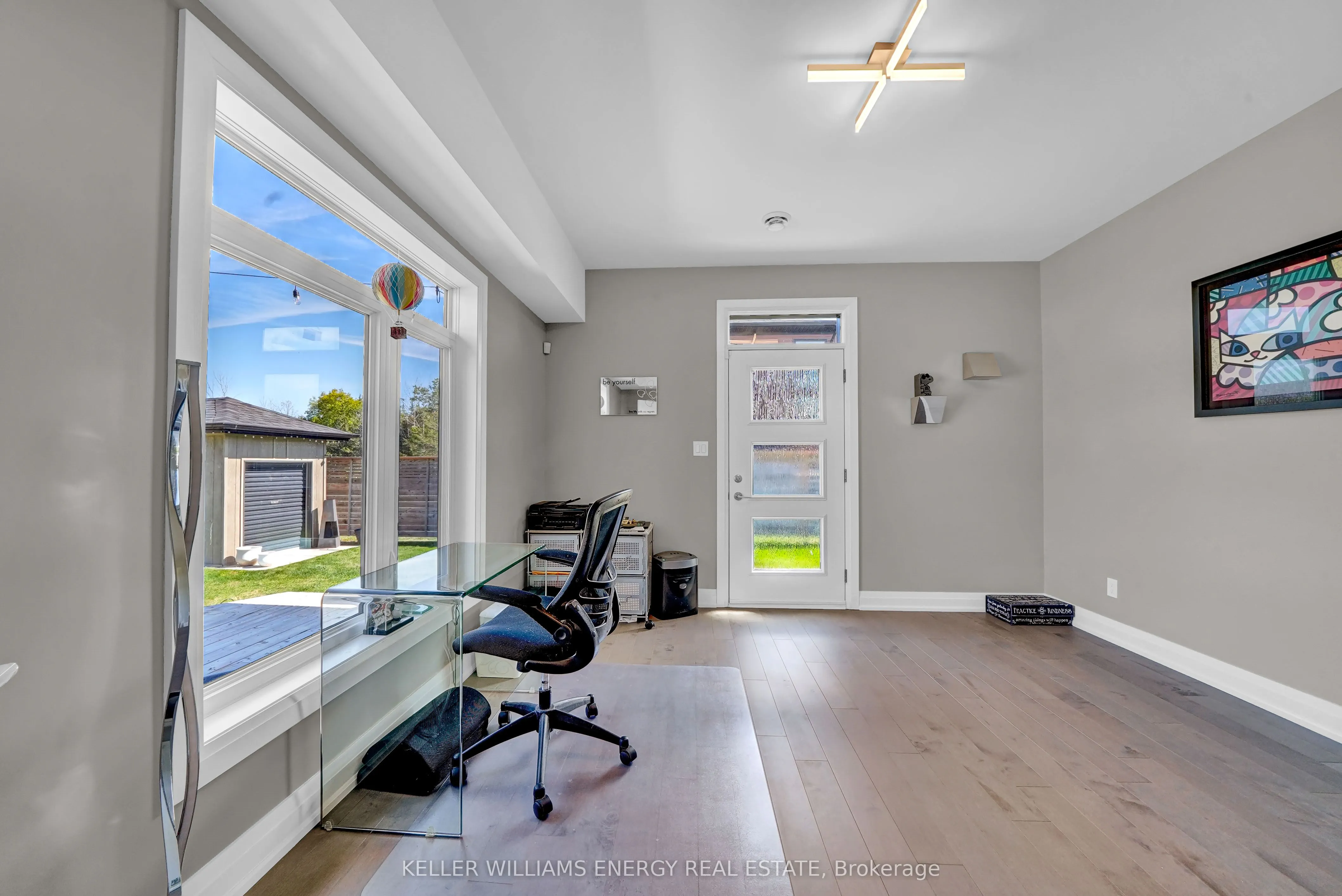 108 Foster Road