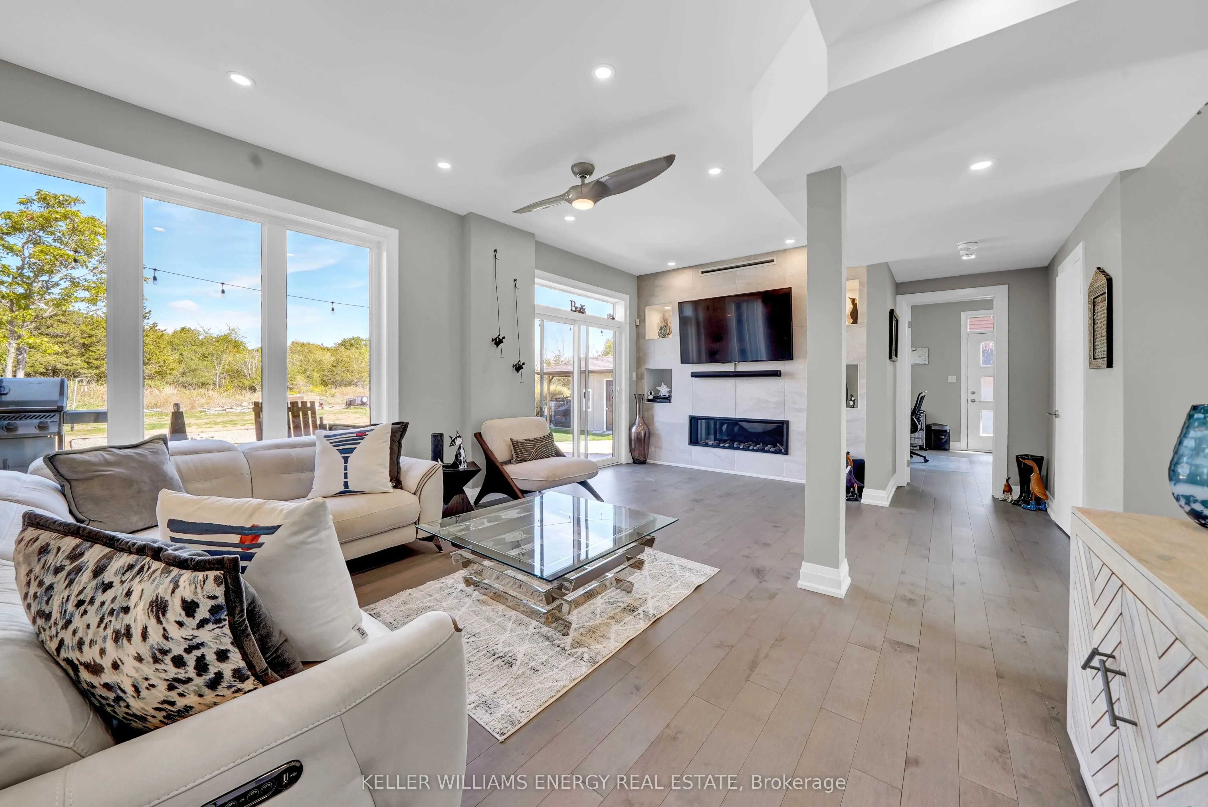 108 Foster Road