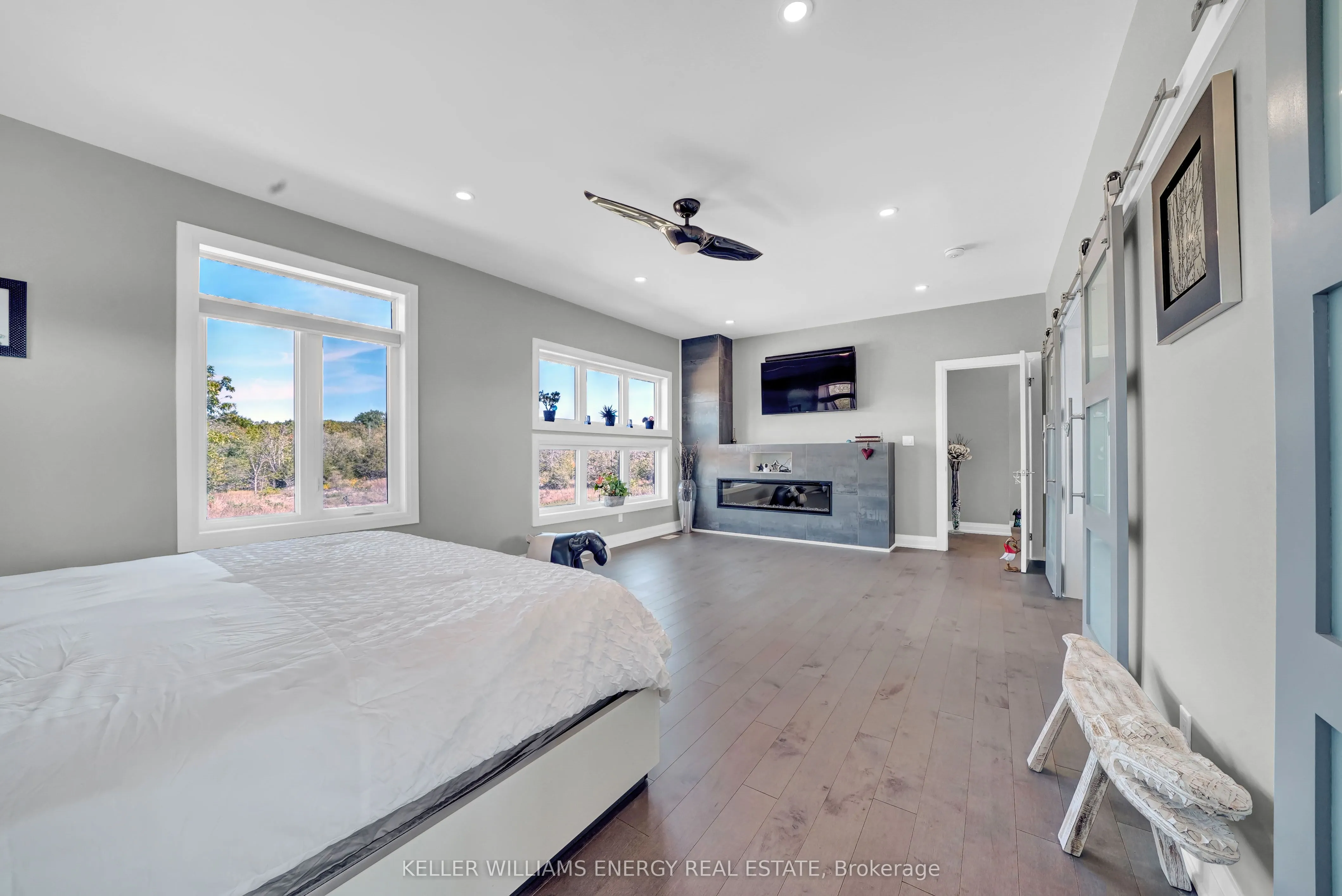 108 Foster Road