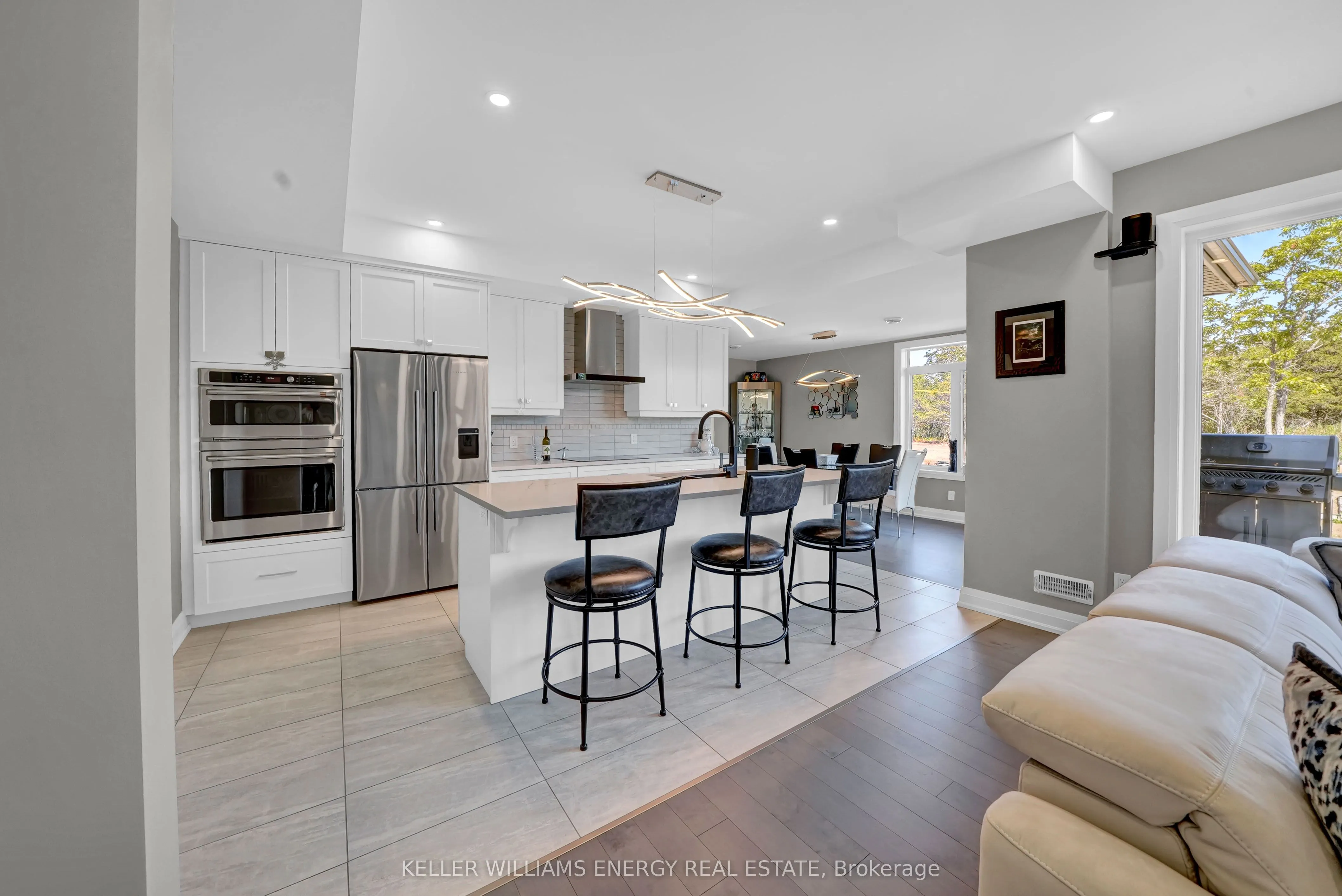 108 Foster Road