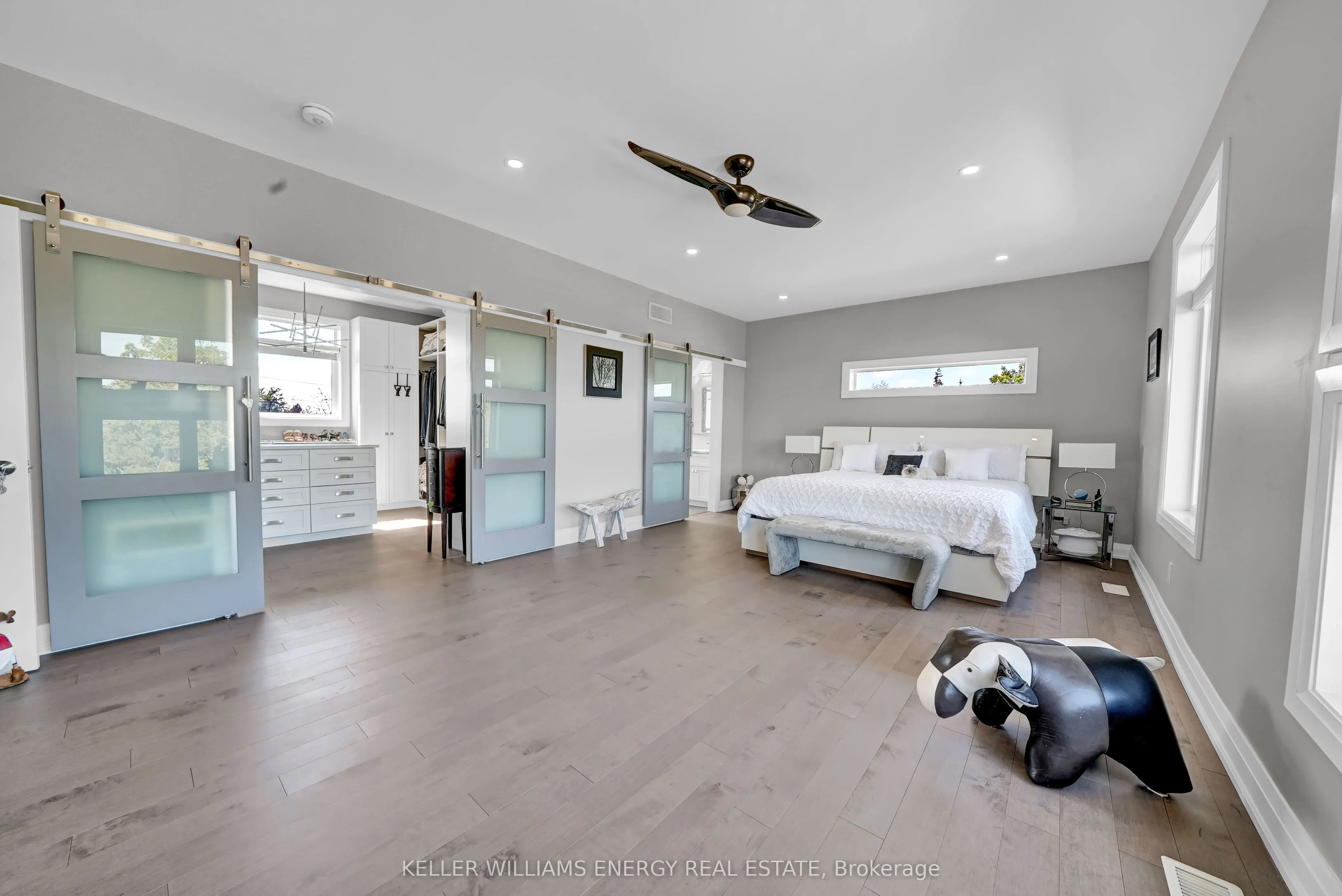 108 Foster Road