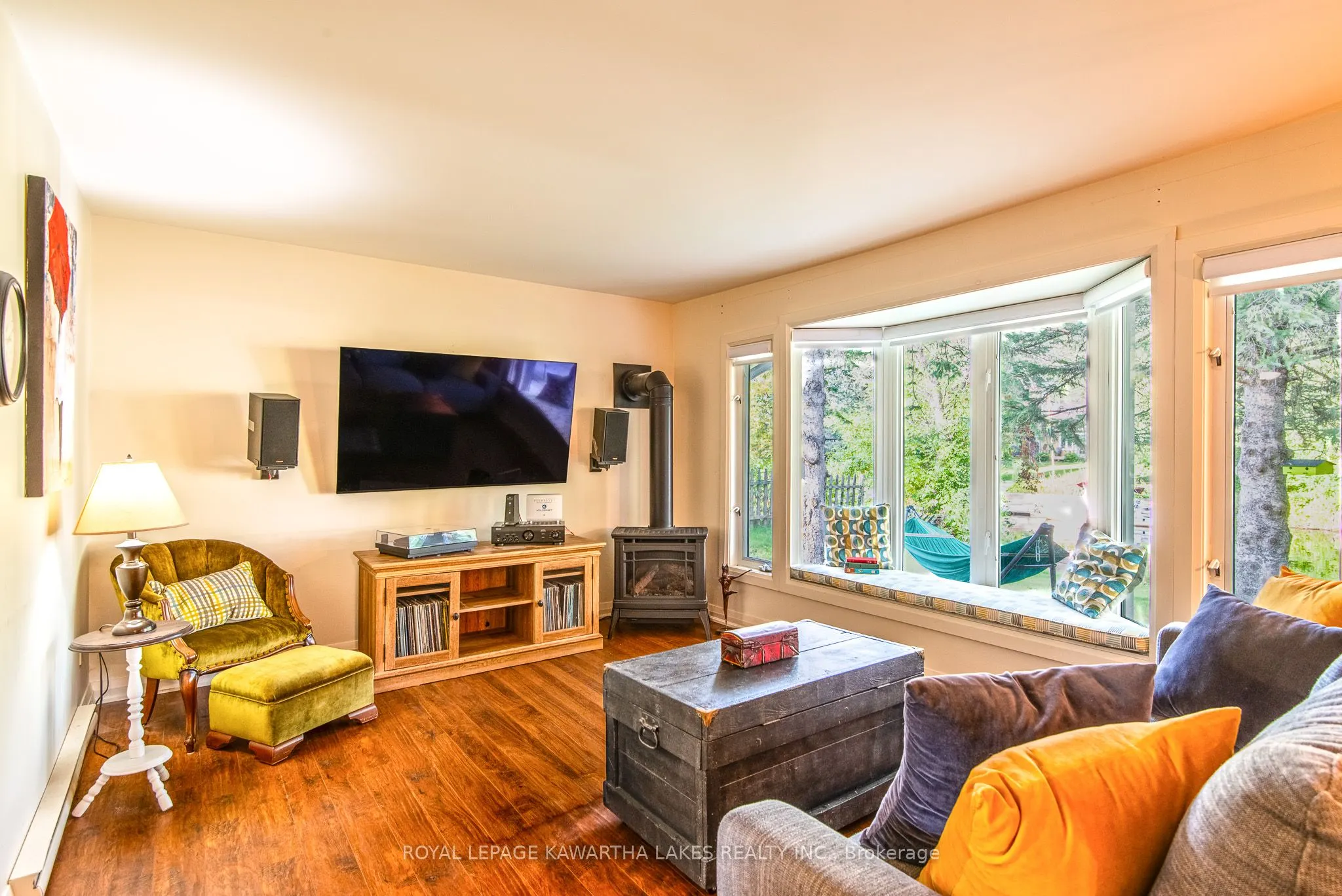 78 Riverbank Road