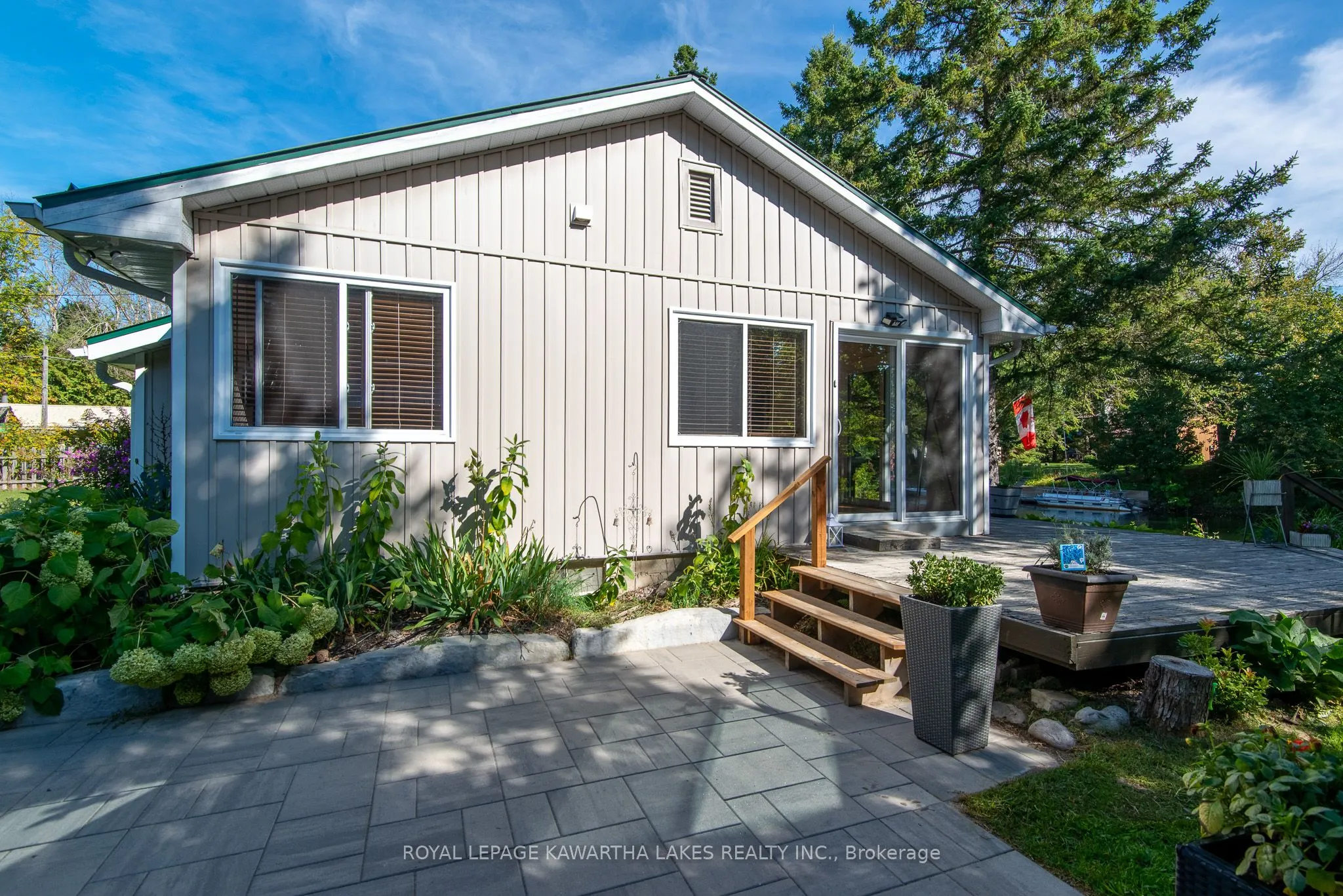 78 Riverbank Road