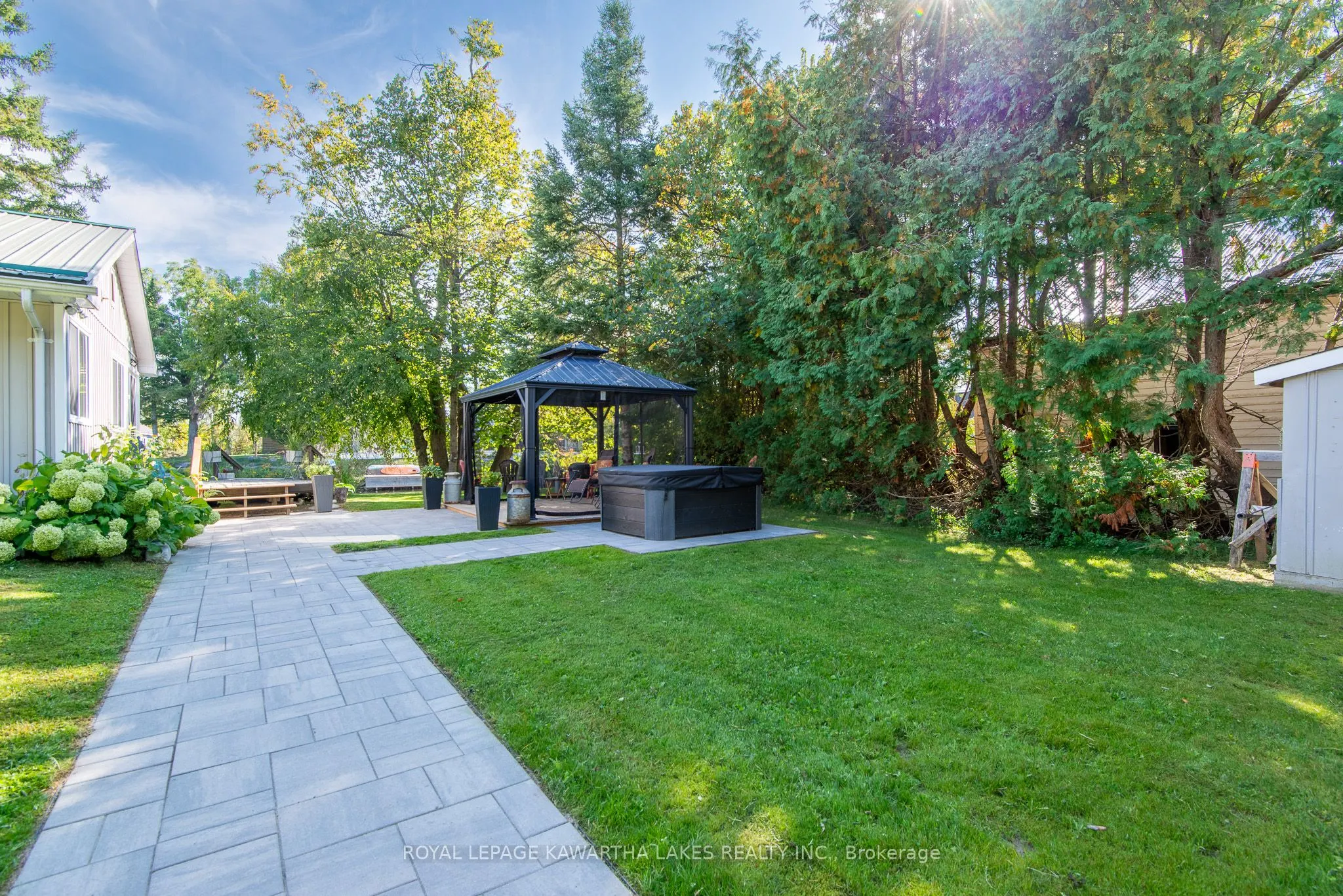 78 Riverbank Road