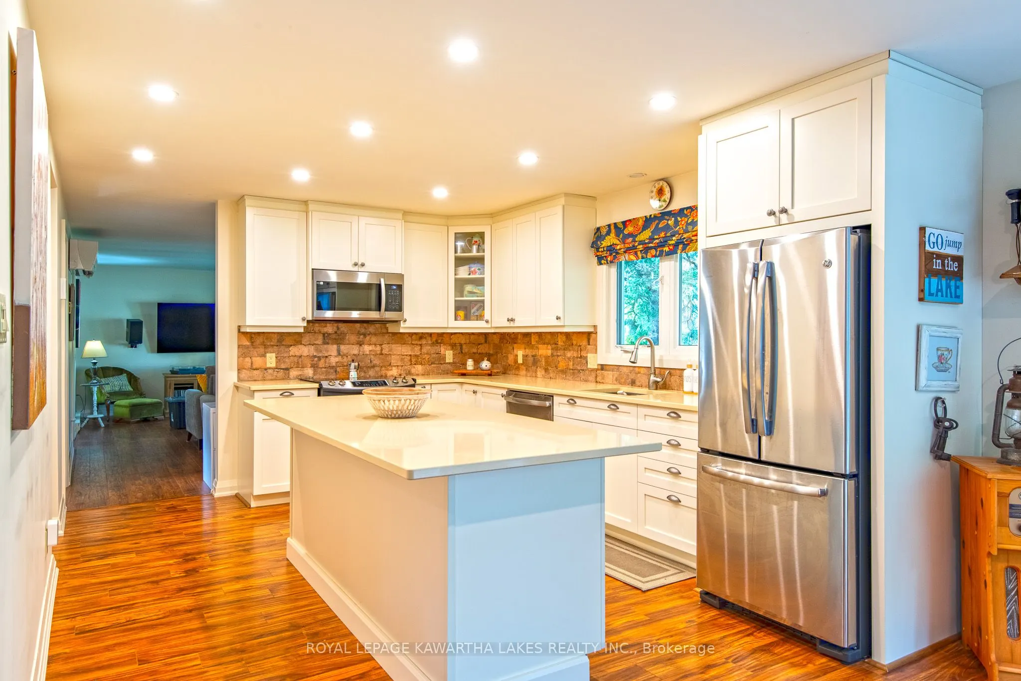 78 Riverbank Road