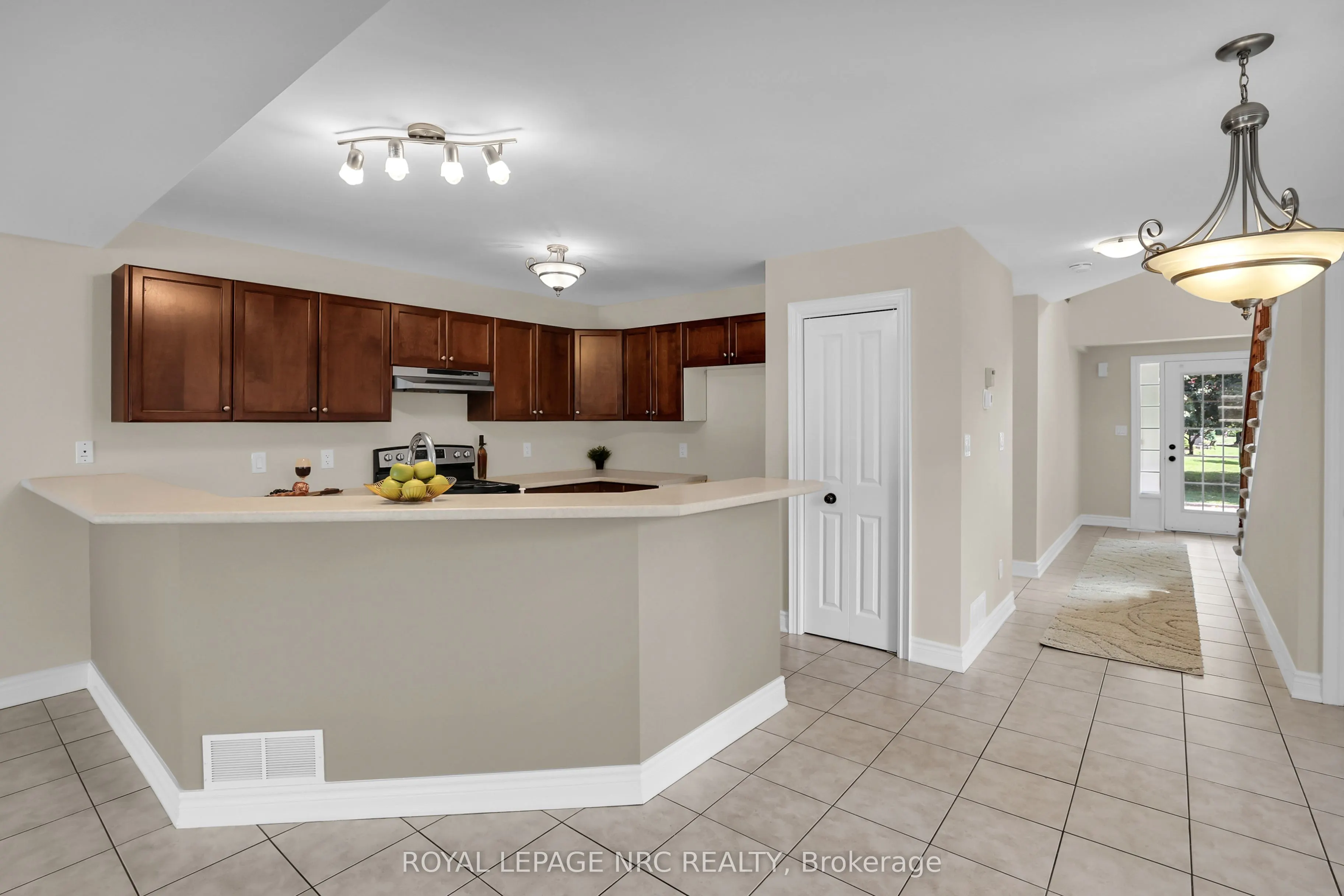 56 Queens Circle