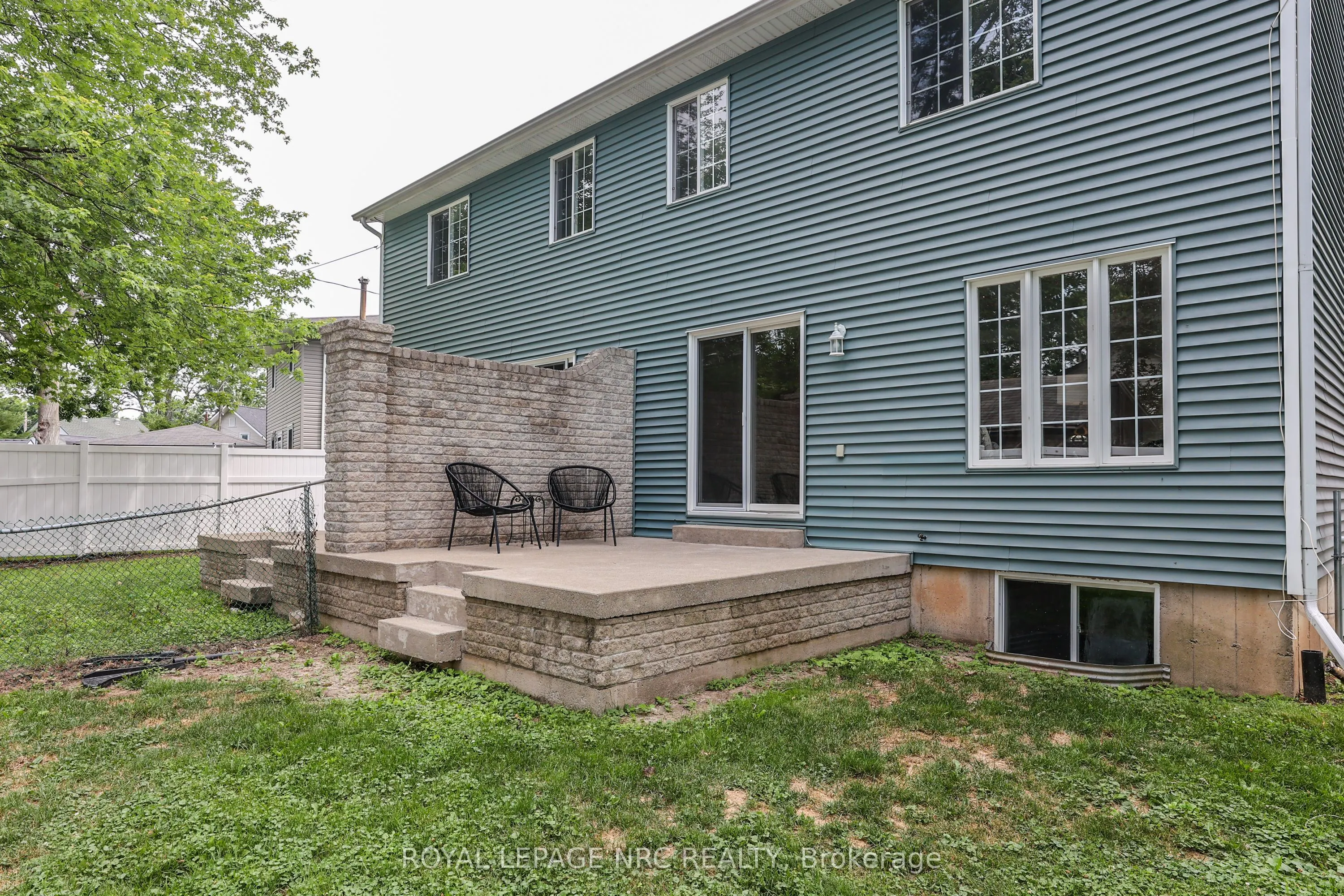 56 Queens Circle