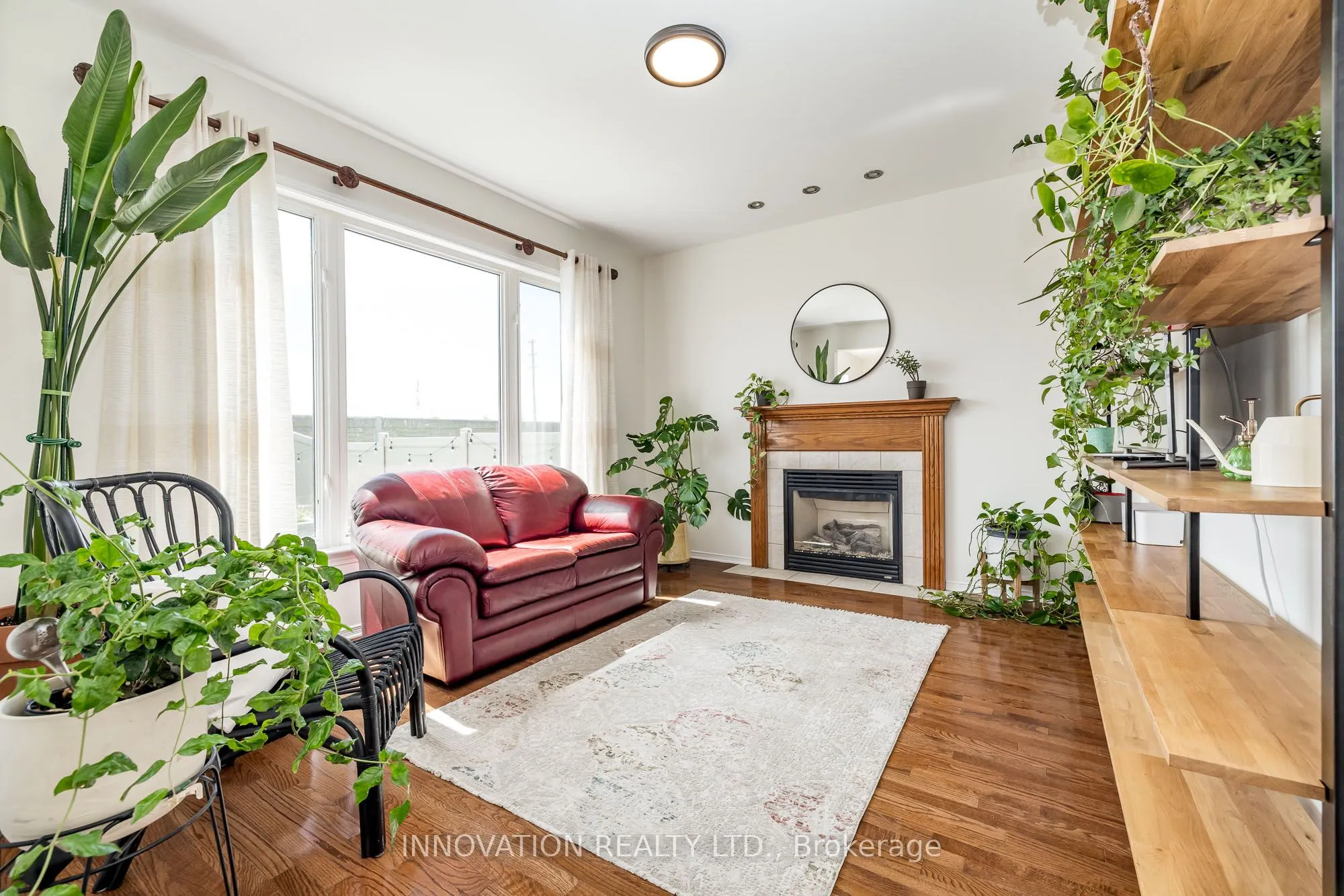 324 Rustic Hills Crescent
