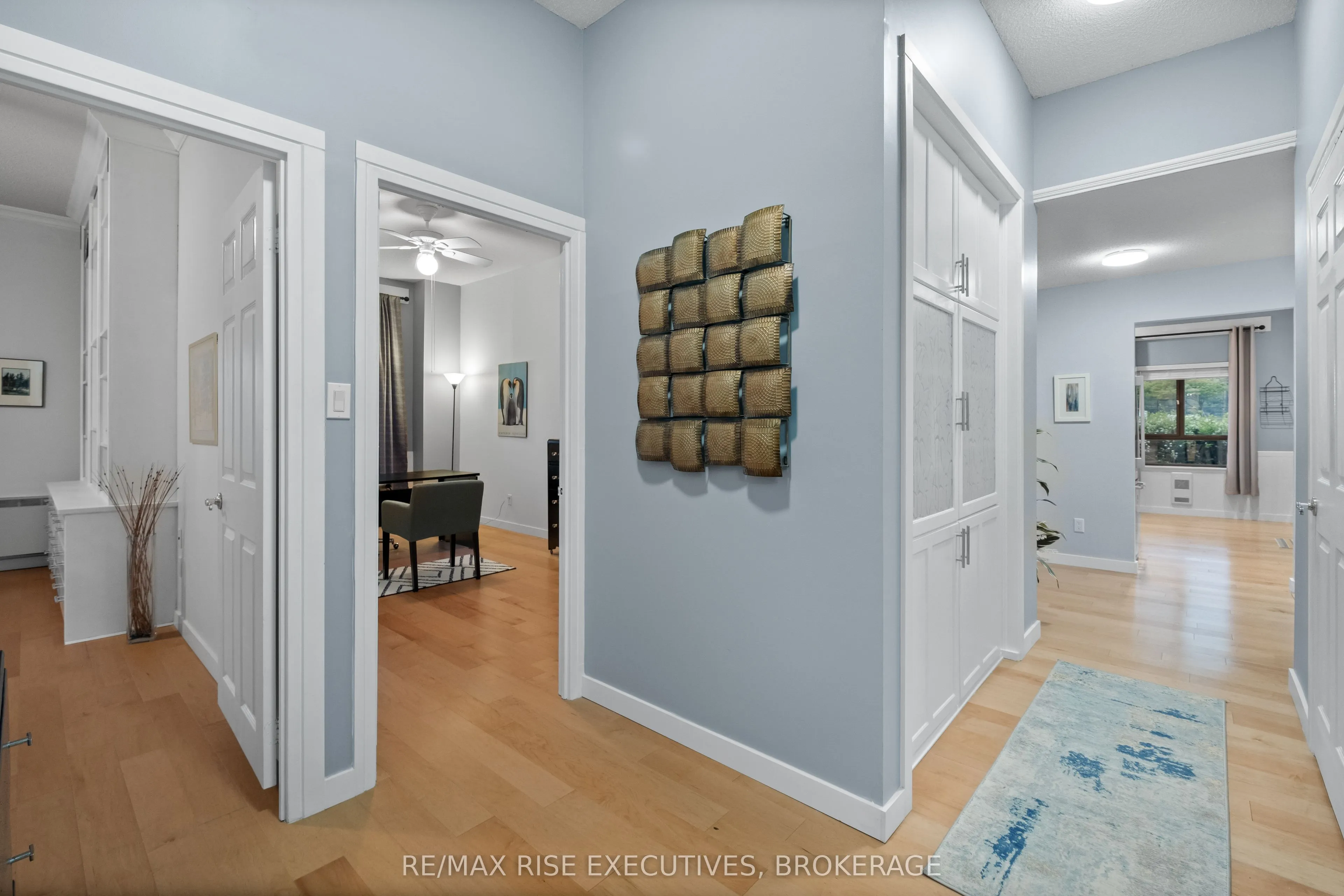 1000 KING Street W, #102