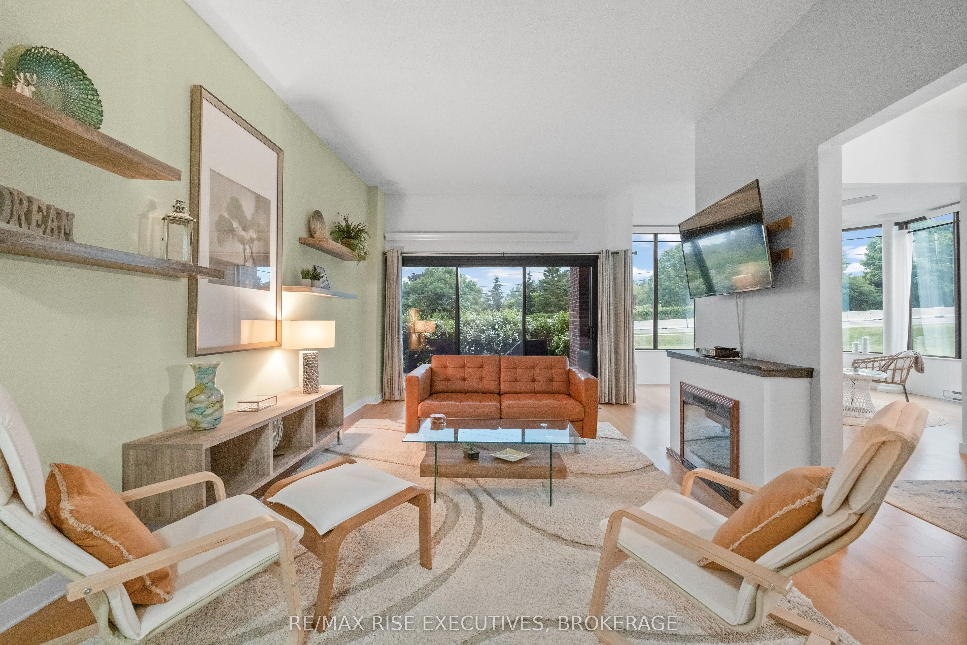 1000 KING Street W, #102