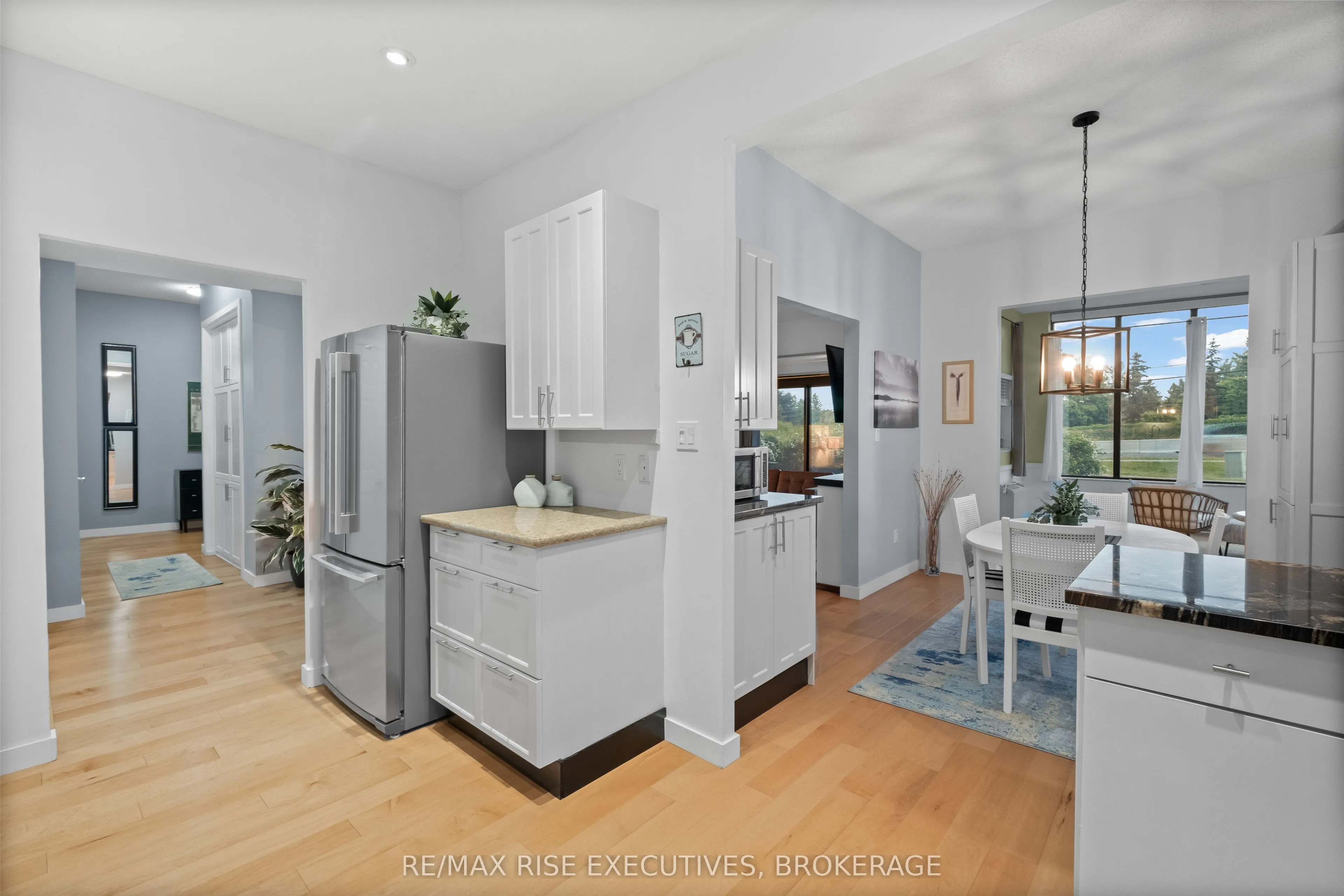 1000 KING Street W, #102